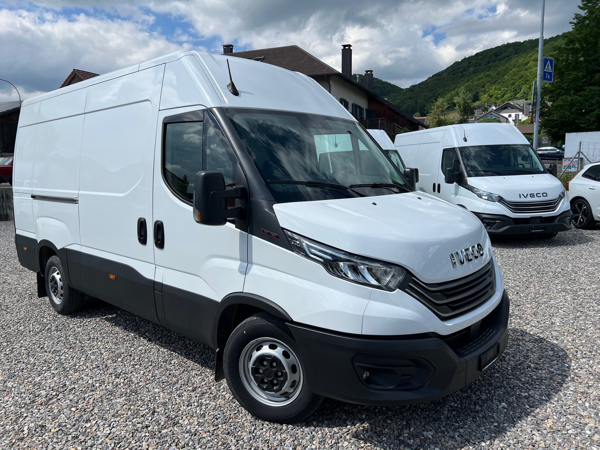 IVECO 35 S 18H V-image-2