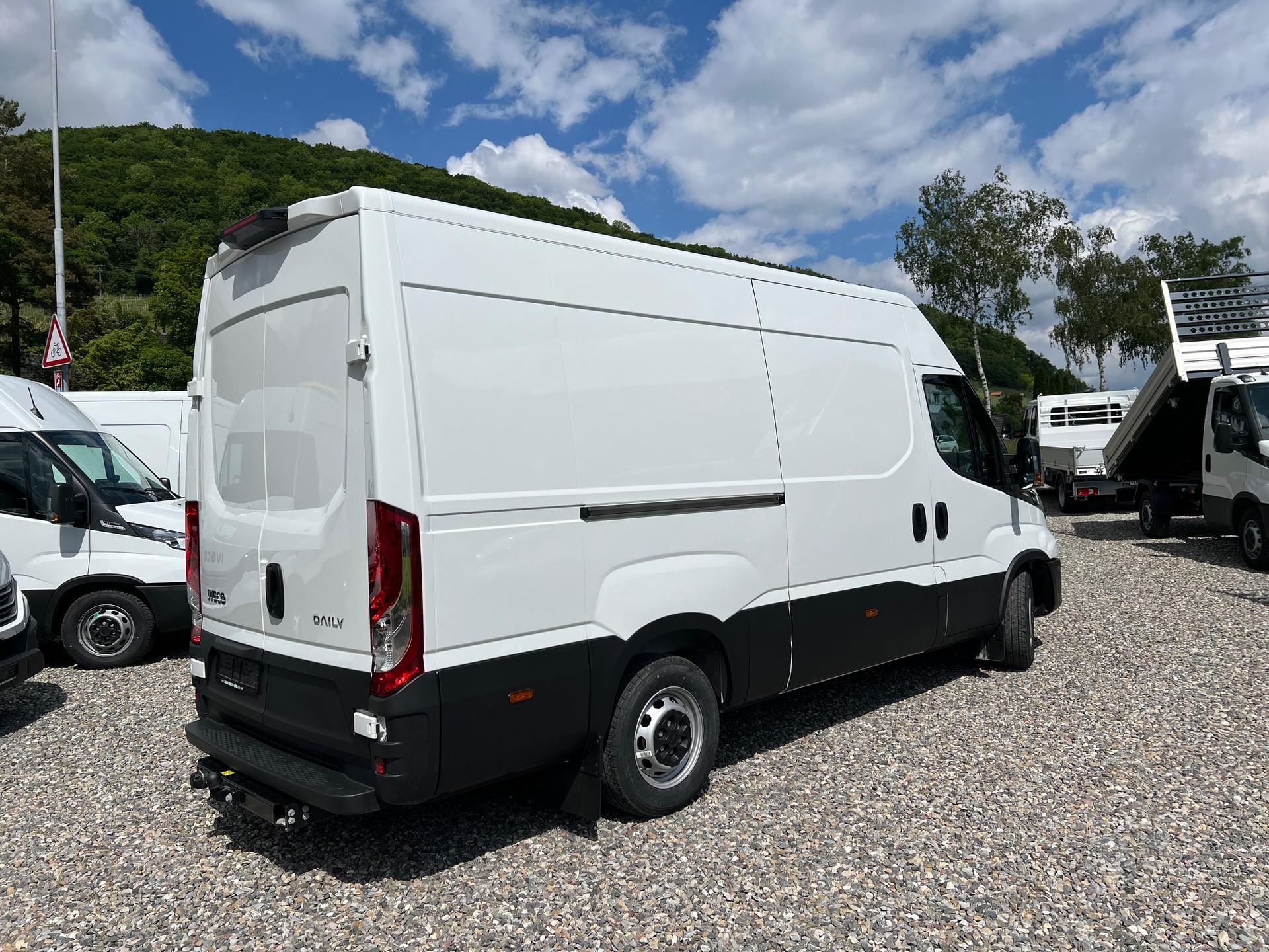 IVECO 35 S 18H V-image-3
