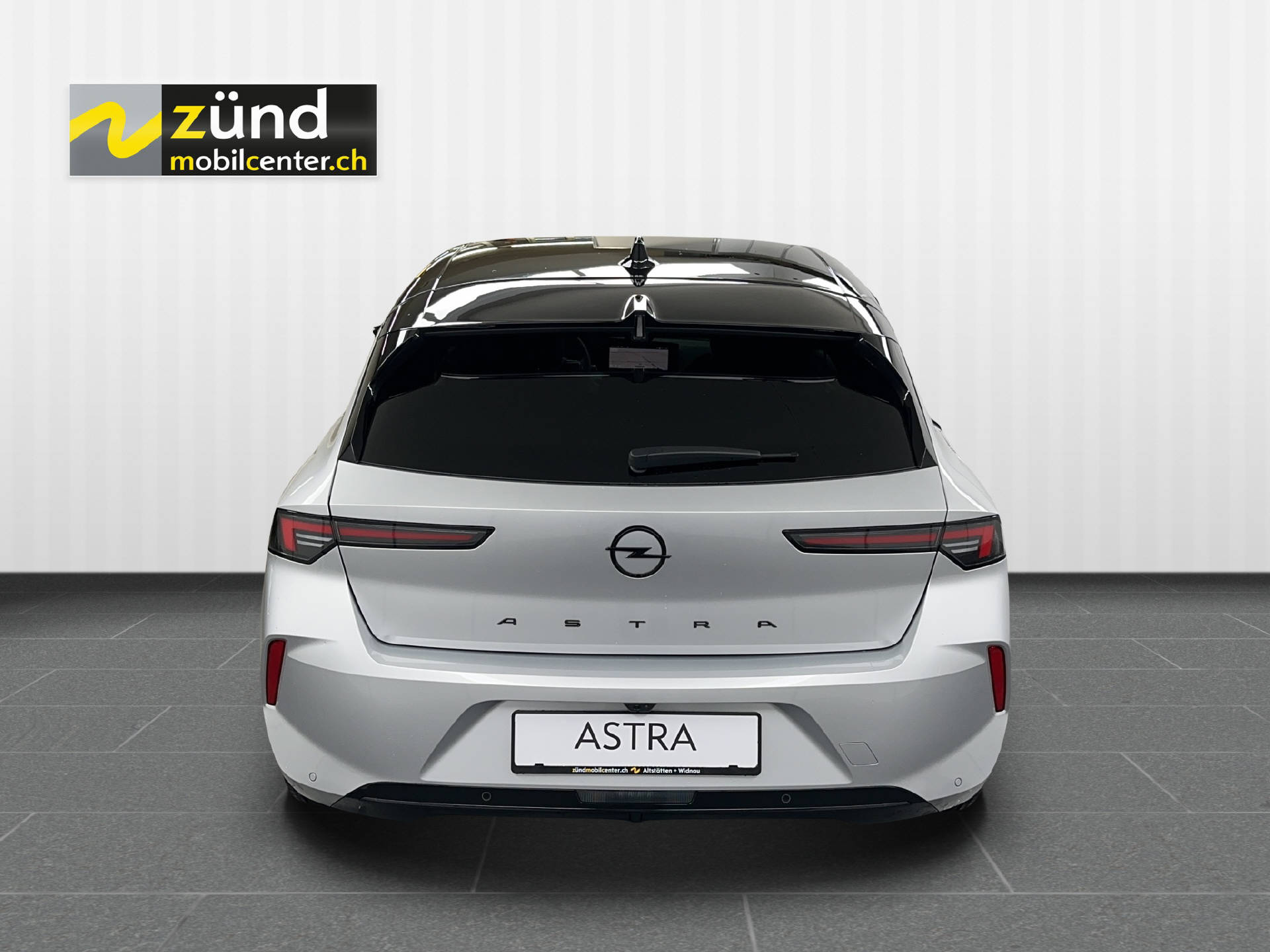 OPEL Astra 1.2 T 130 PS Automat Swiss Plus-image-3