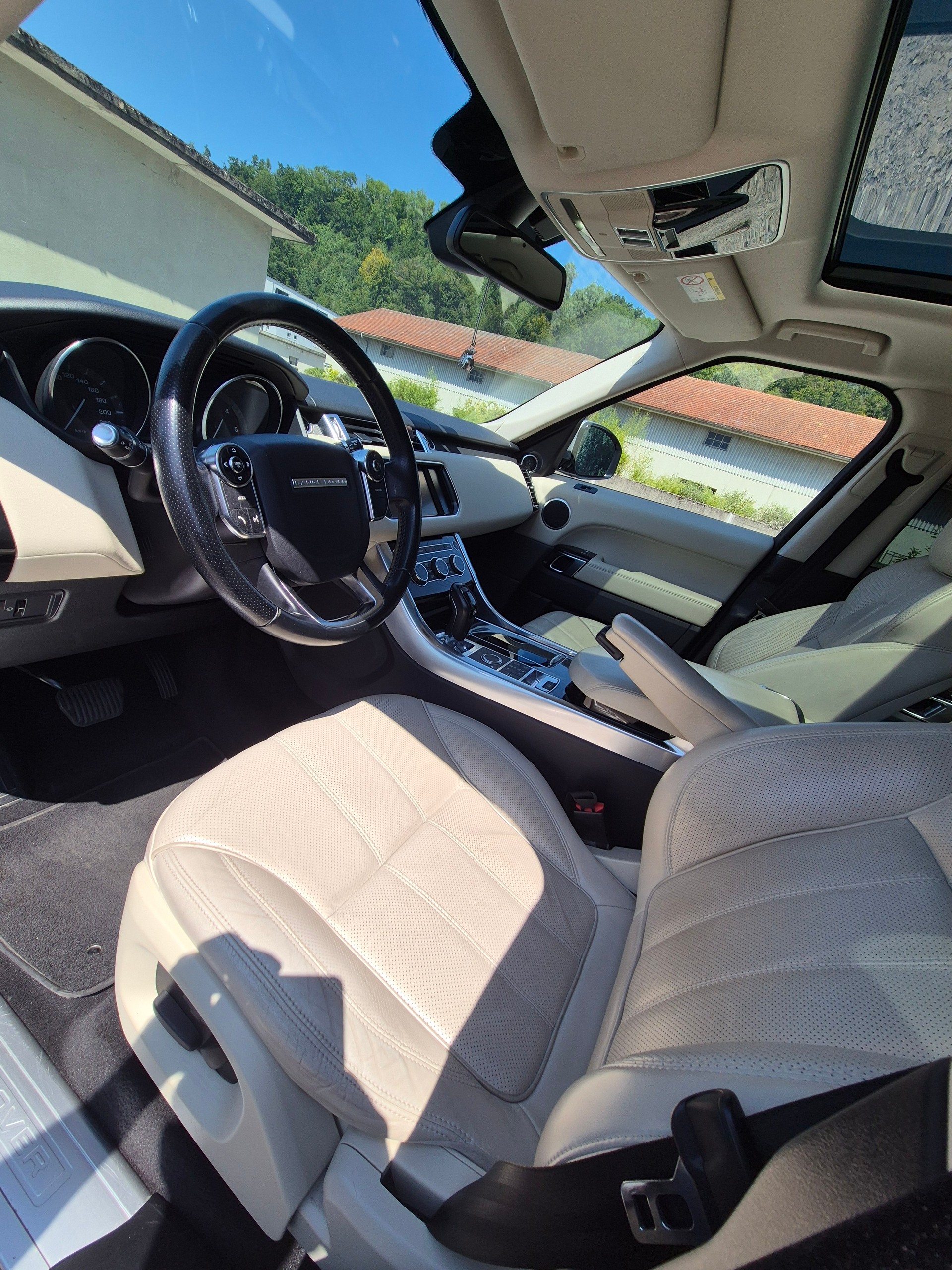 LAND ROVER Range Rover Sport 3.0 SDV6 HSE Dynamic Automatic-image-9