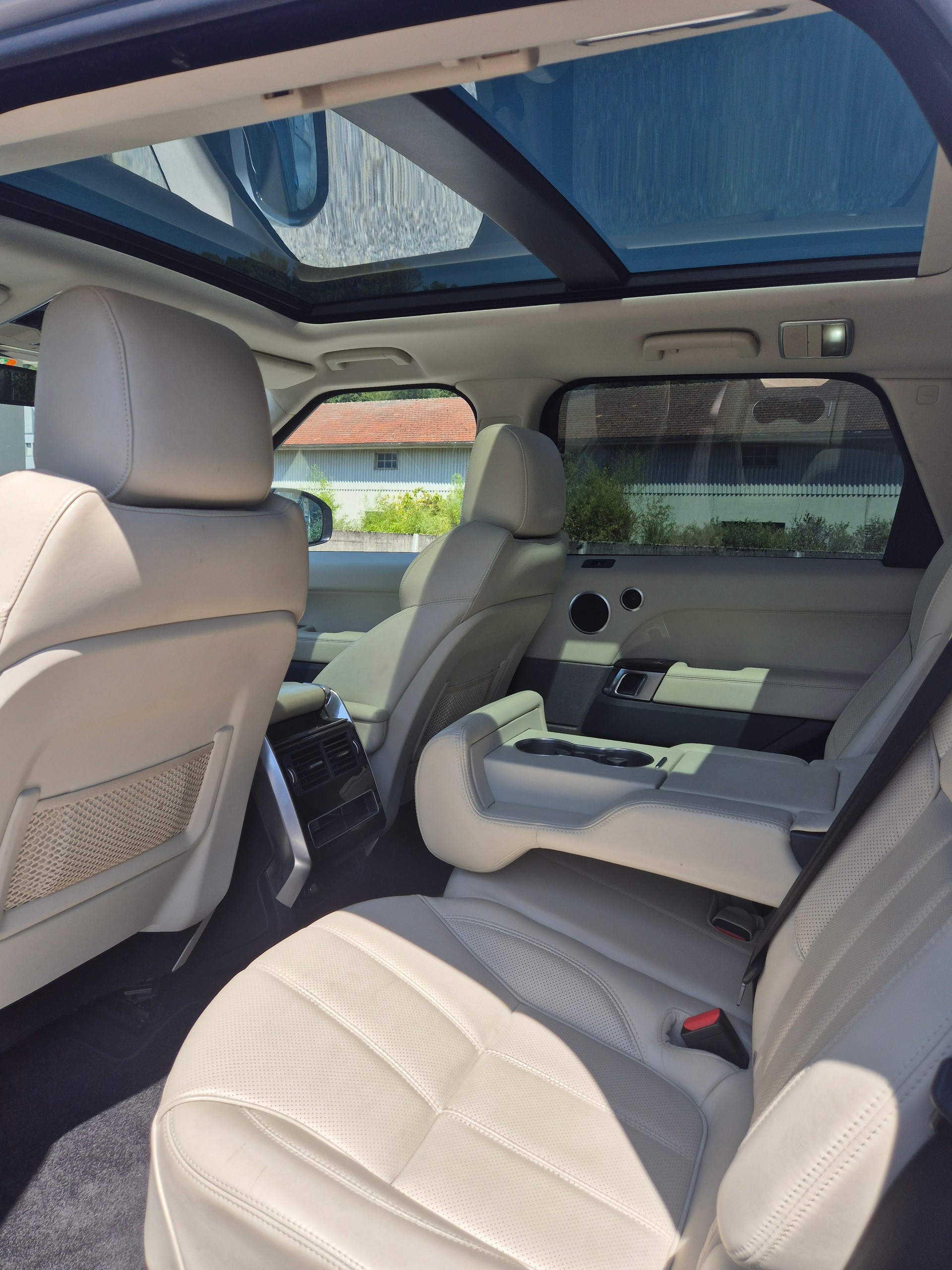 LAND ROVER Range Rover Sport 3.0 SDV6 HSE Dynamic Automatic-image-7