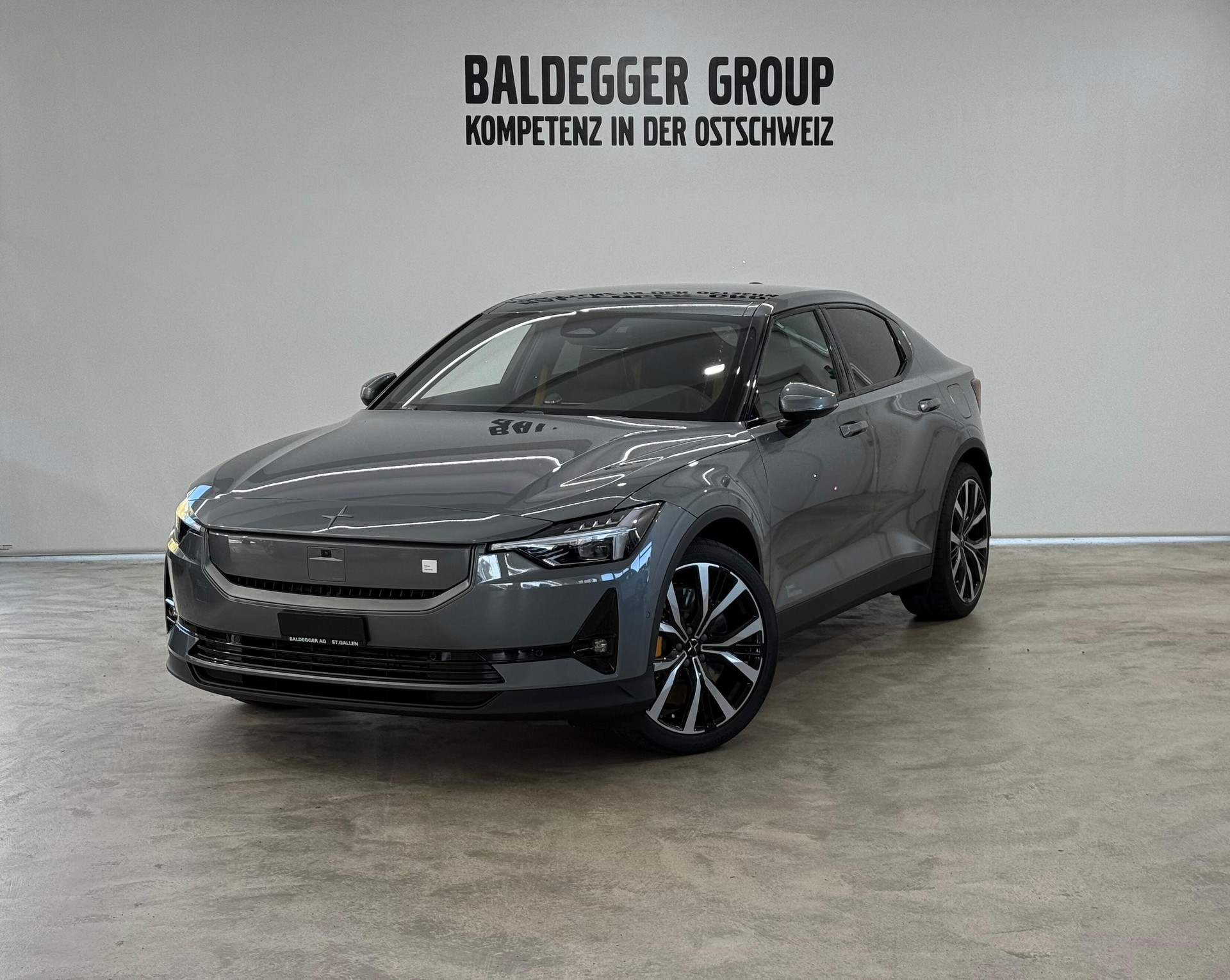 POLESTAR 2 Long Range Dual Motor Perfor-image-0
