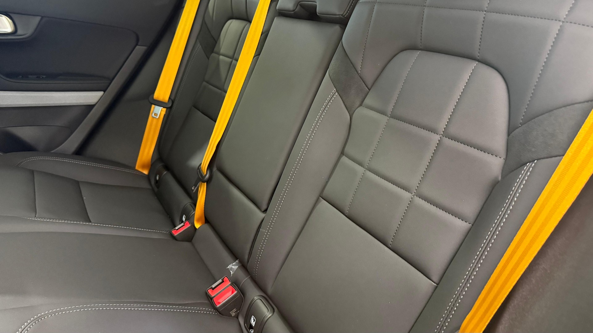 POLESTAR 2 Long Range Dual Motor Perfor-image-5