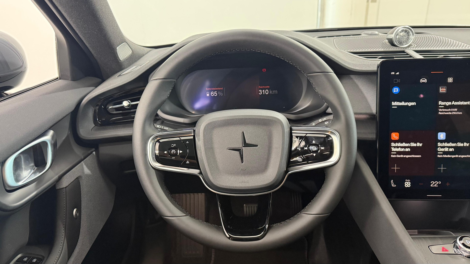 POLESTAR 2 Long Range Dual Motor Perfor-image-12