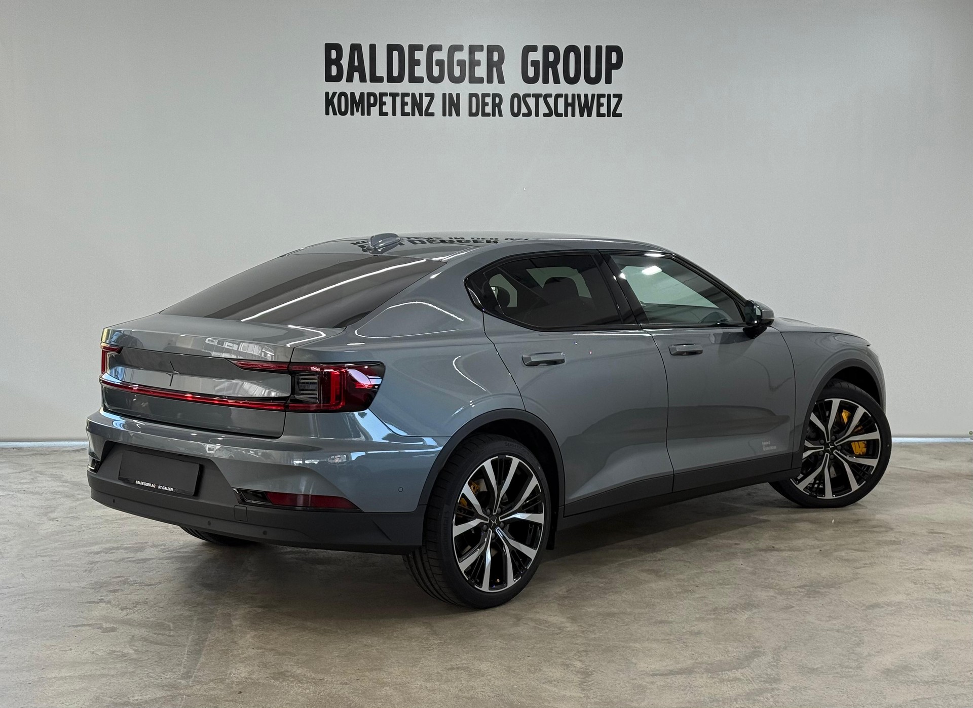 POLESTAR 2 Long Range Dual Motor Perfor-image-2