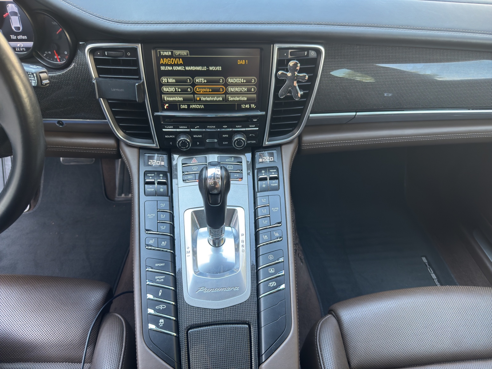 PORSCHE Panamera Turbo 4.8 PDK-image-16