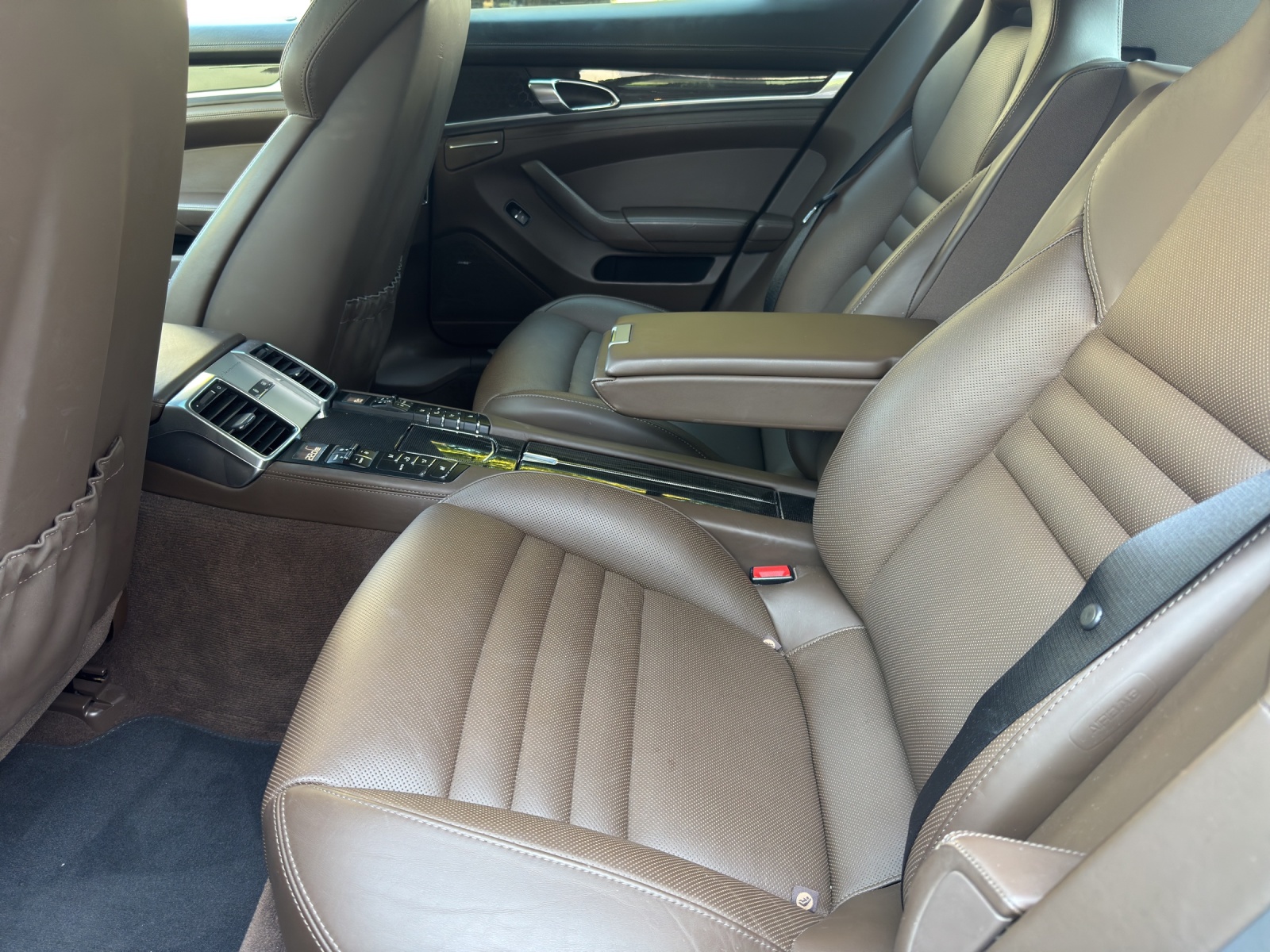PORSCHE Panamera Turbo 4.8 PDK-image-23