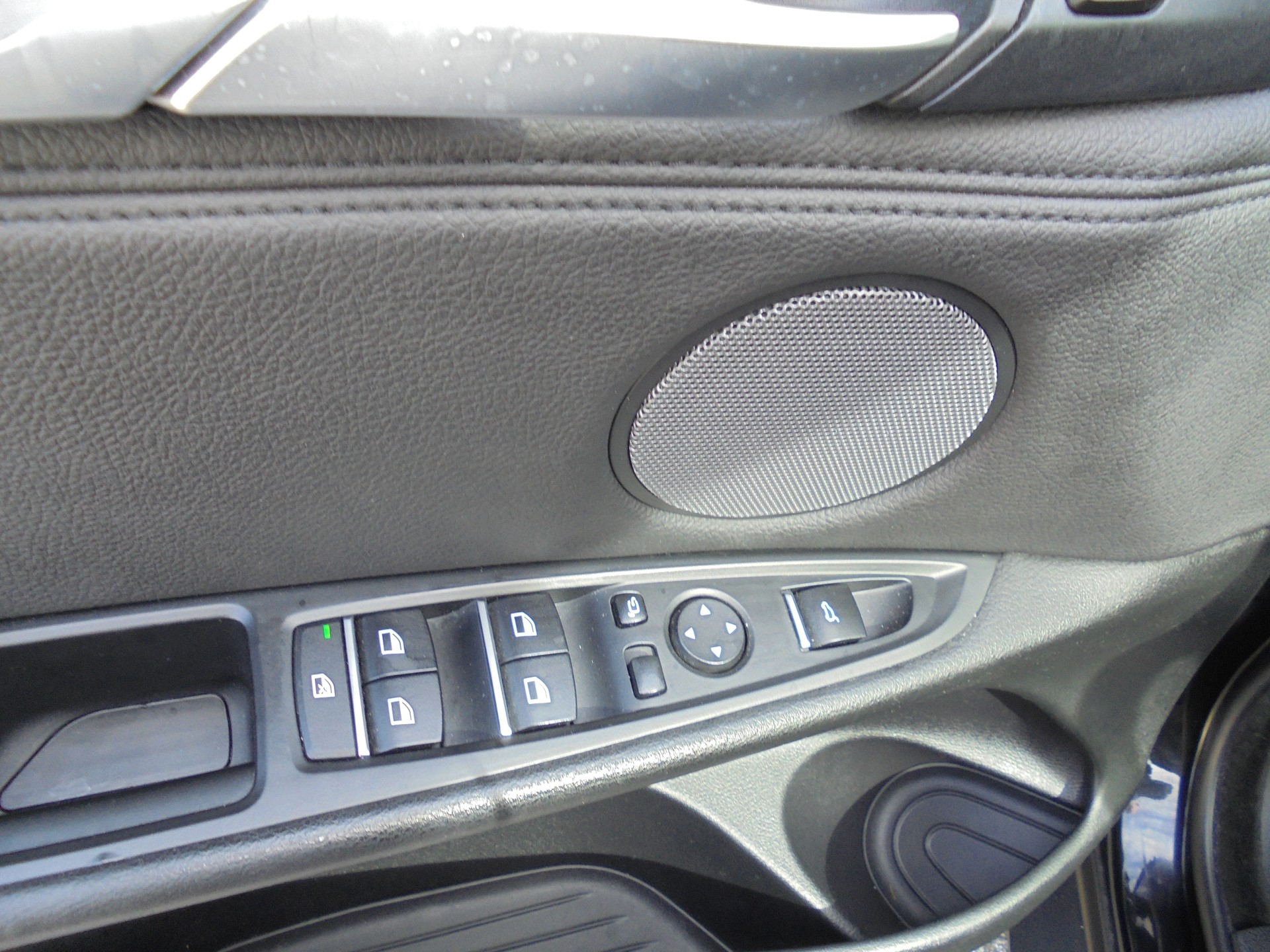 BMW X5 xDrive 30d Steptronic-image-10