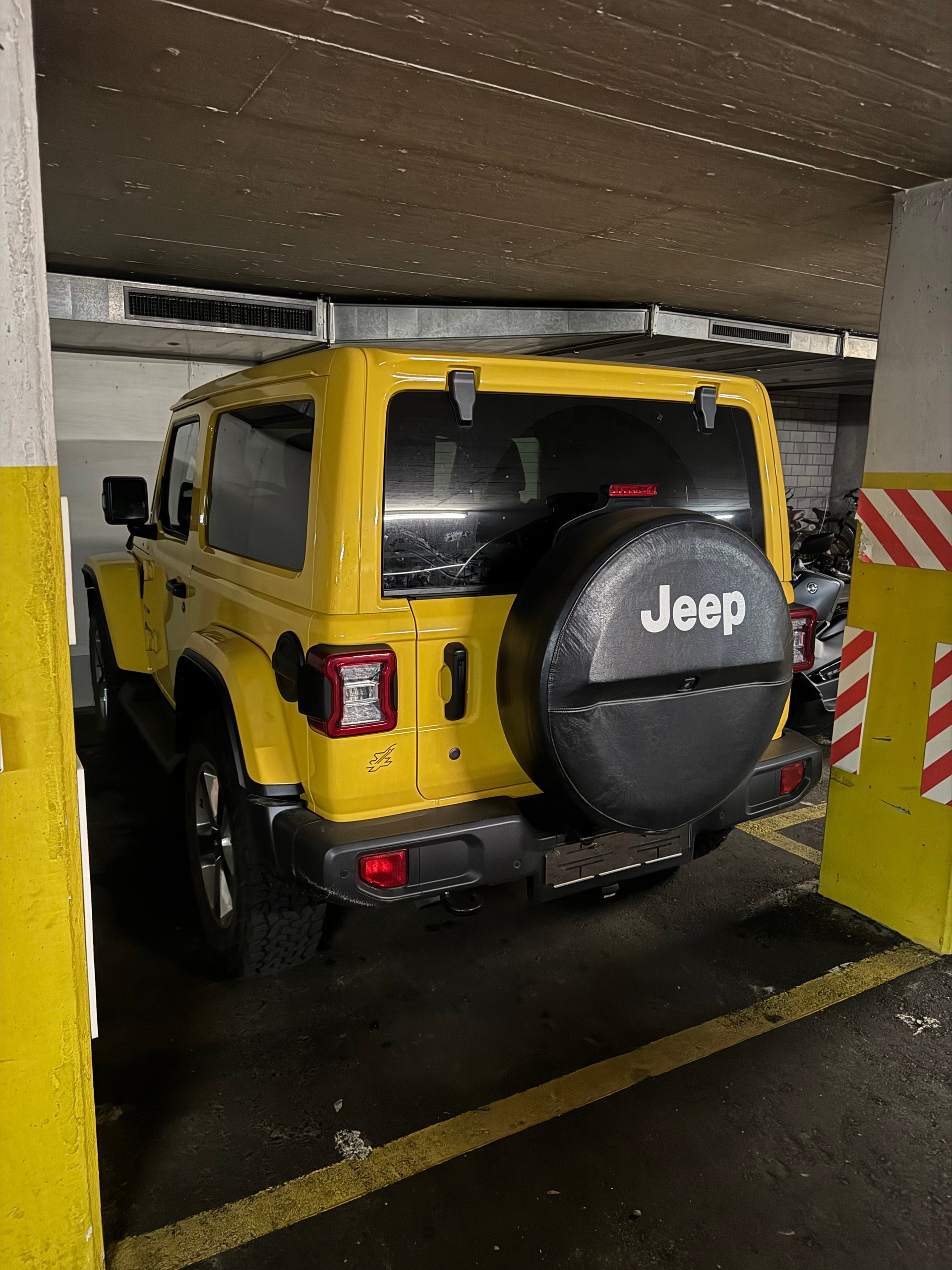 JEEP Wrangler 2.2MJ Sahara Automatic-image-6