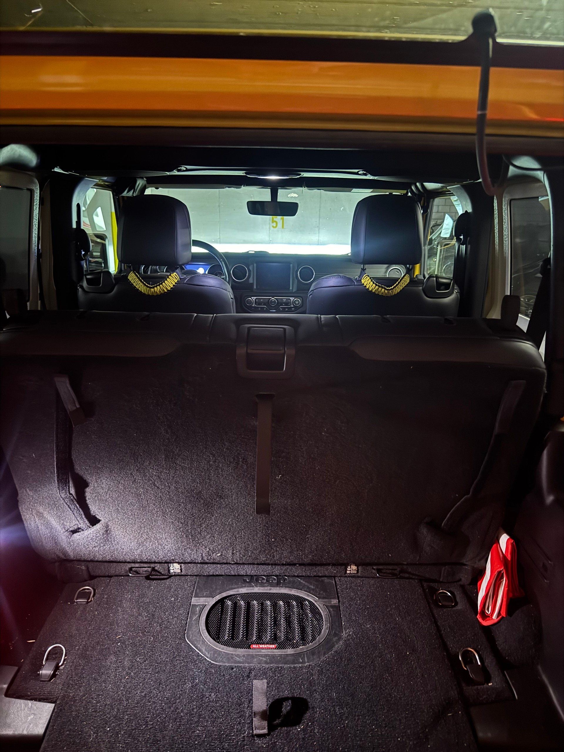 JEEP Wrangler 2.2MJ Sahara Automatic-image-8