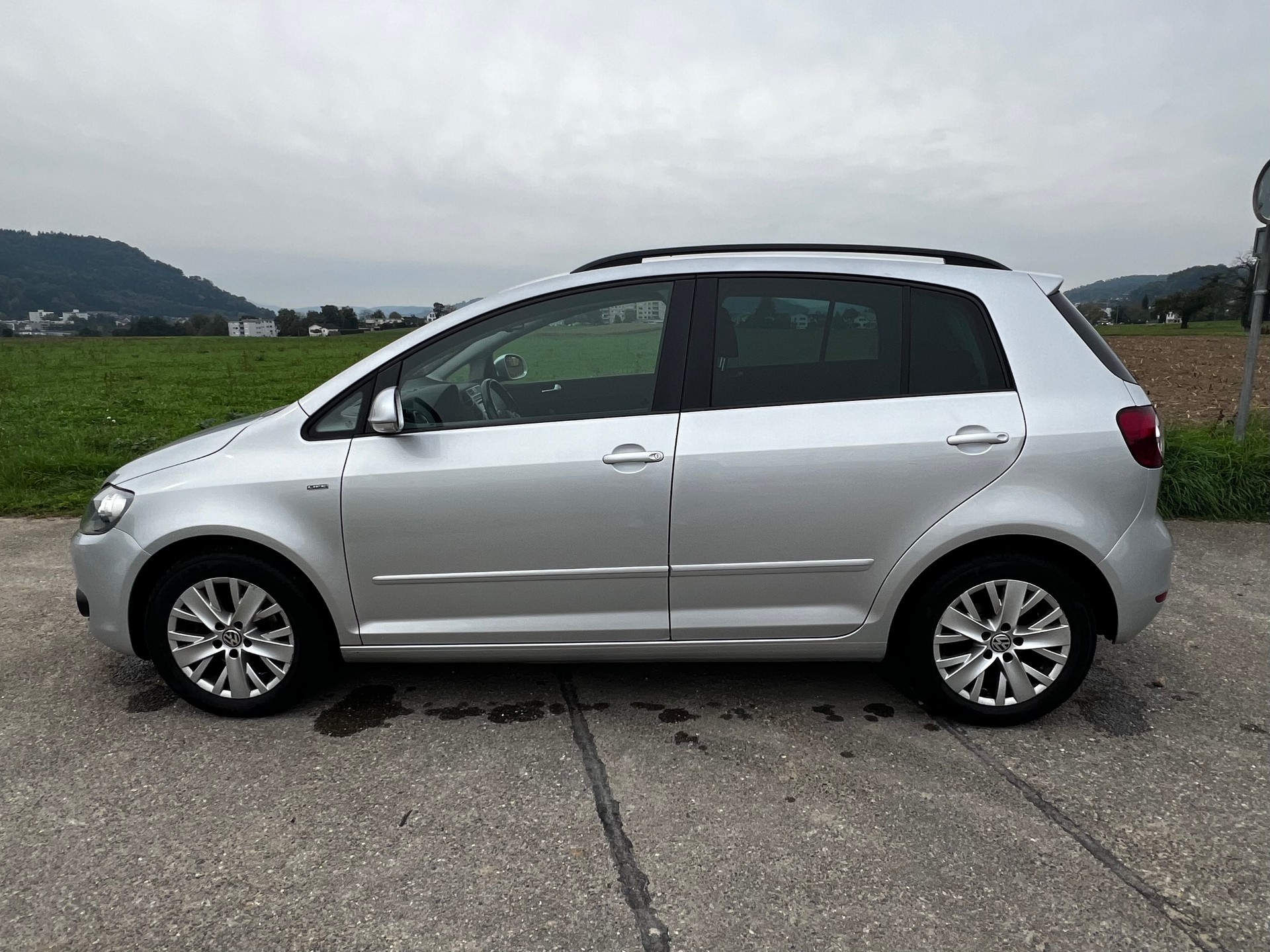VW Golf 1.2 TSI Trendline-image-1