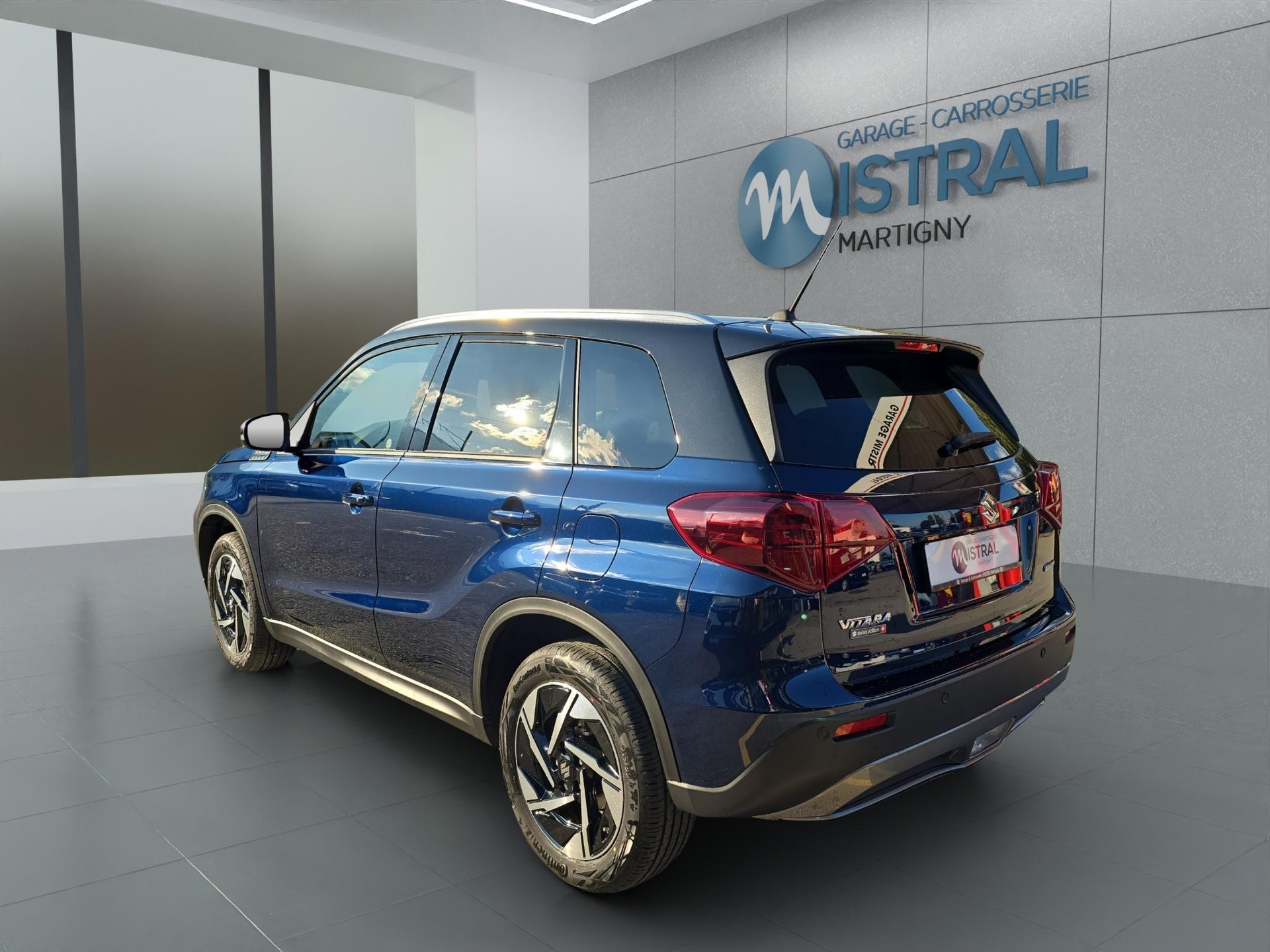 SUZUKI Vitara 1.4 T Compact Top Hybrid 4x4-image-3