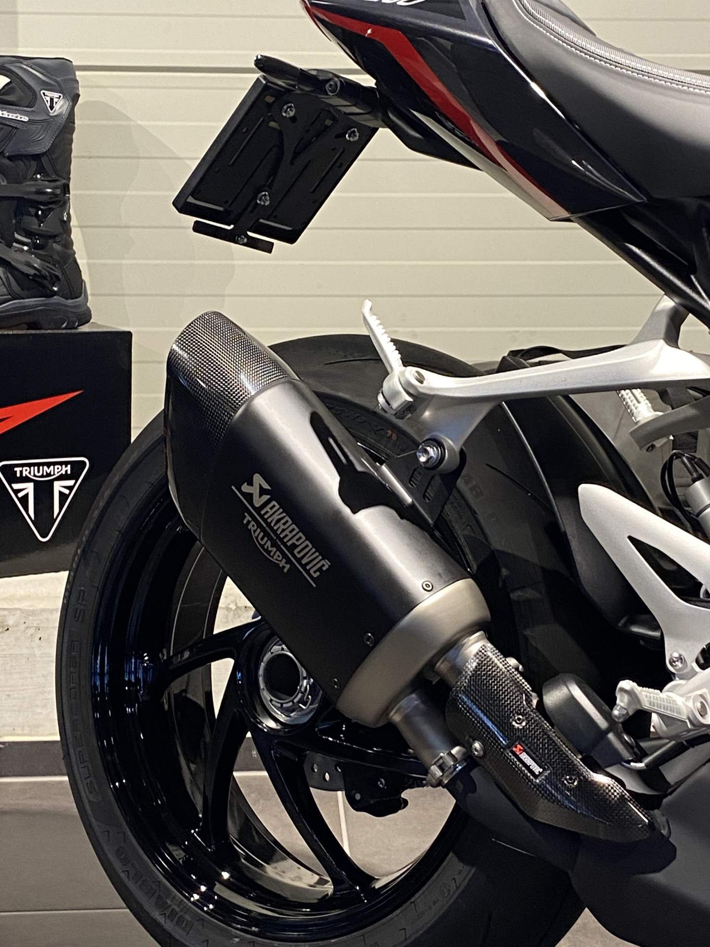 TRIUMPH Speed Triple 1200 RS (4.49 % Power Leasing - Gültig bis 31.06.2026)-image-7