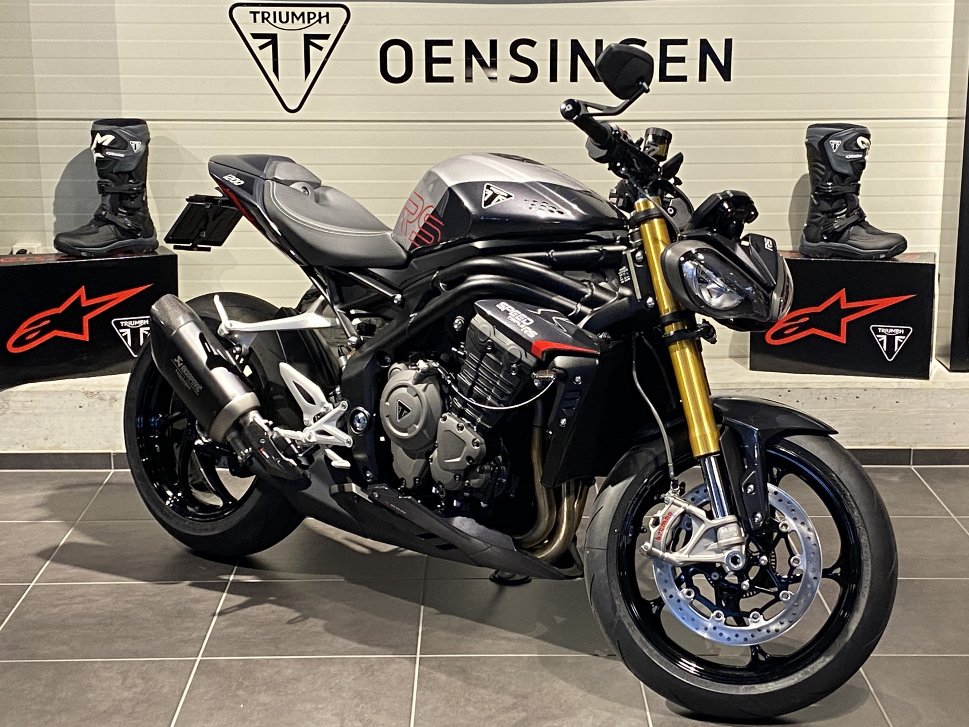TRIUMPH Speed Triple 1200 RS (4.49 % Power Leasing - Gültig bis 31.06.2026)-showroom-element-2