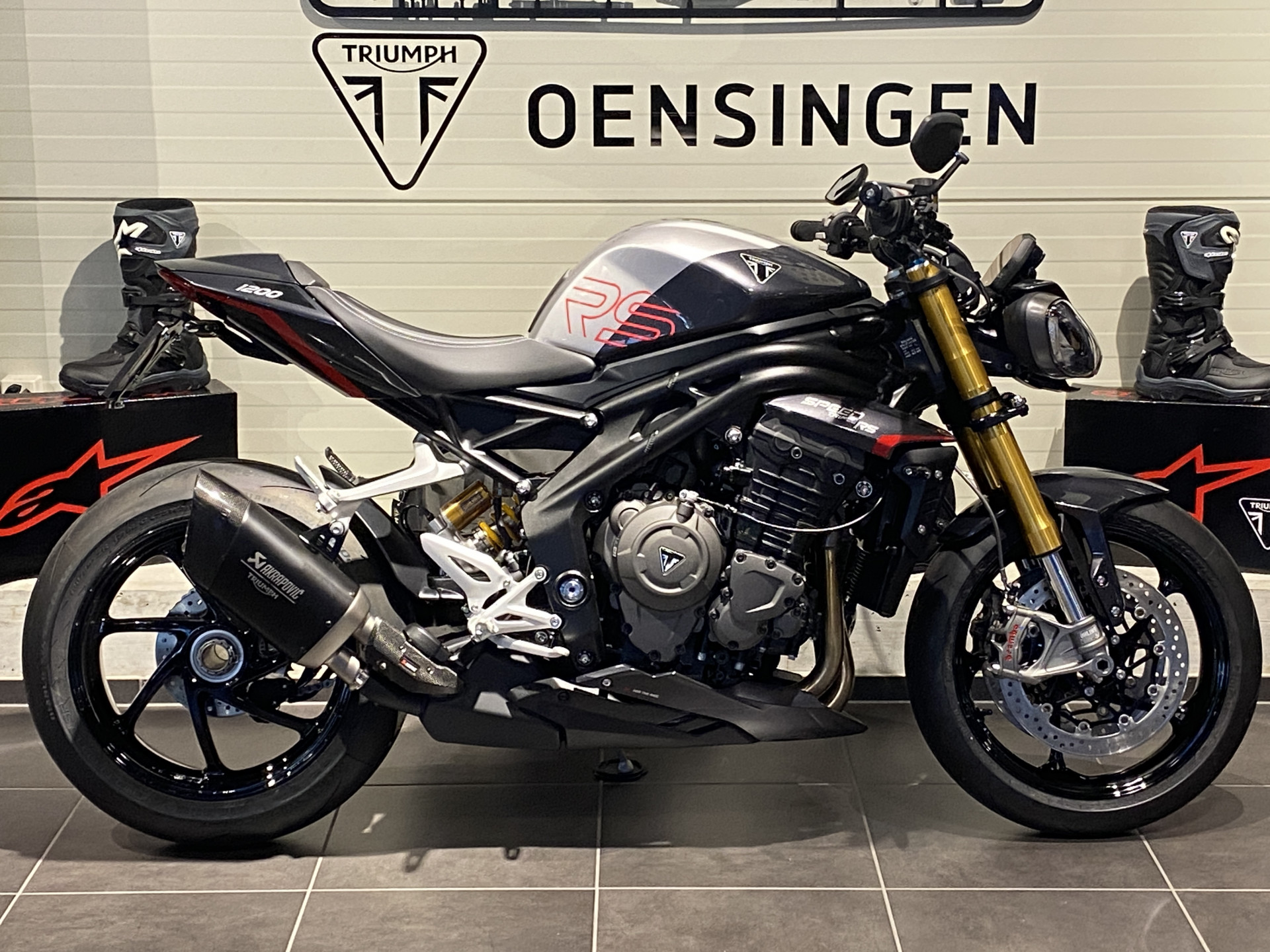 TRIUMPH Speed Triple 1200 RS (4.49 % Power Leasing - Gültig bis 31.06.2026)-showroom-element-3