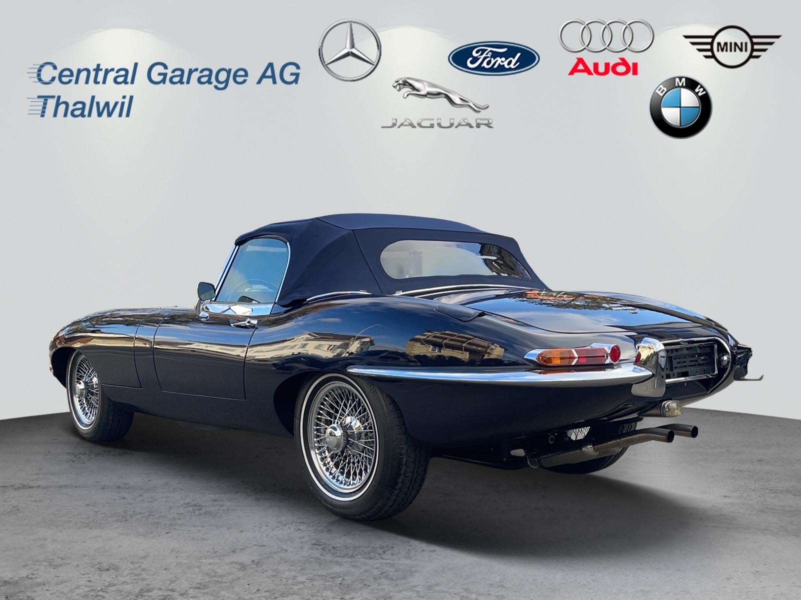 JAGUAR E-Type 4.2 Cabriolet Serie 1.5-image-3