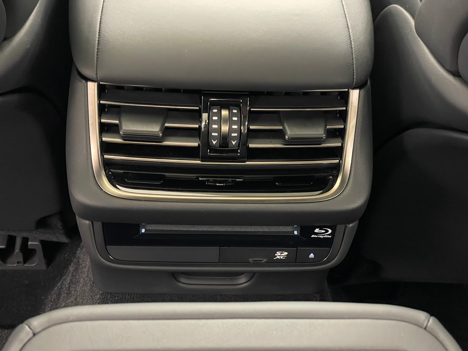 LS 500h Excellence AWD Voll-Hybrid