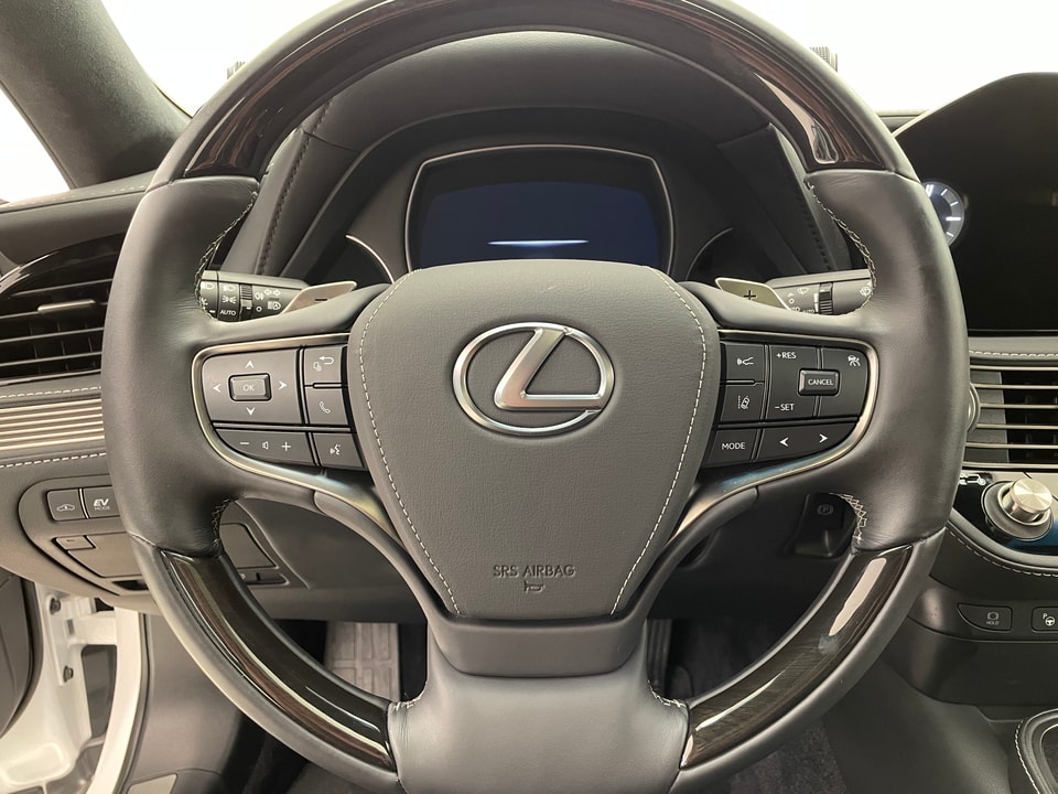 LS 500h Excellence AWD Voll-Hybrid