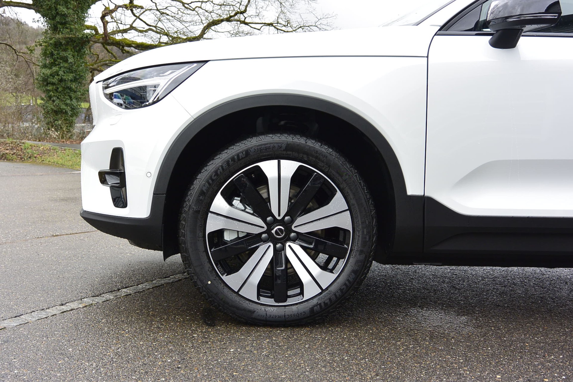 VOLVO C40 P8 Twin Recharge Ultimate AWD-image-1