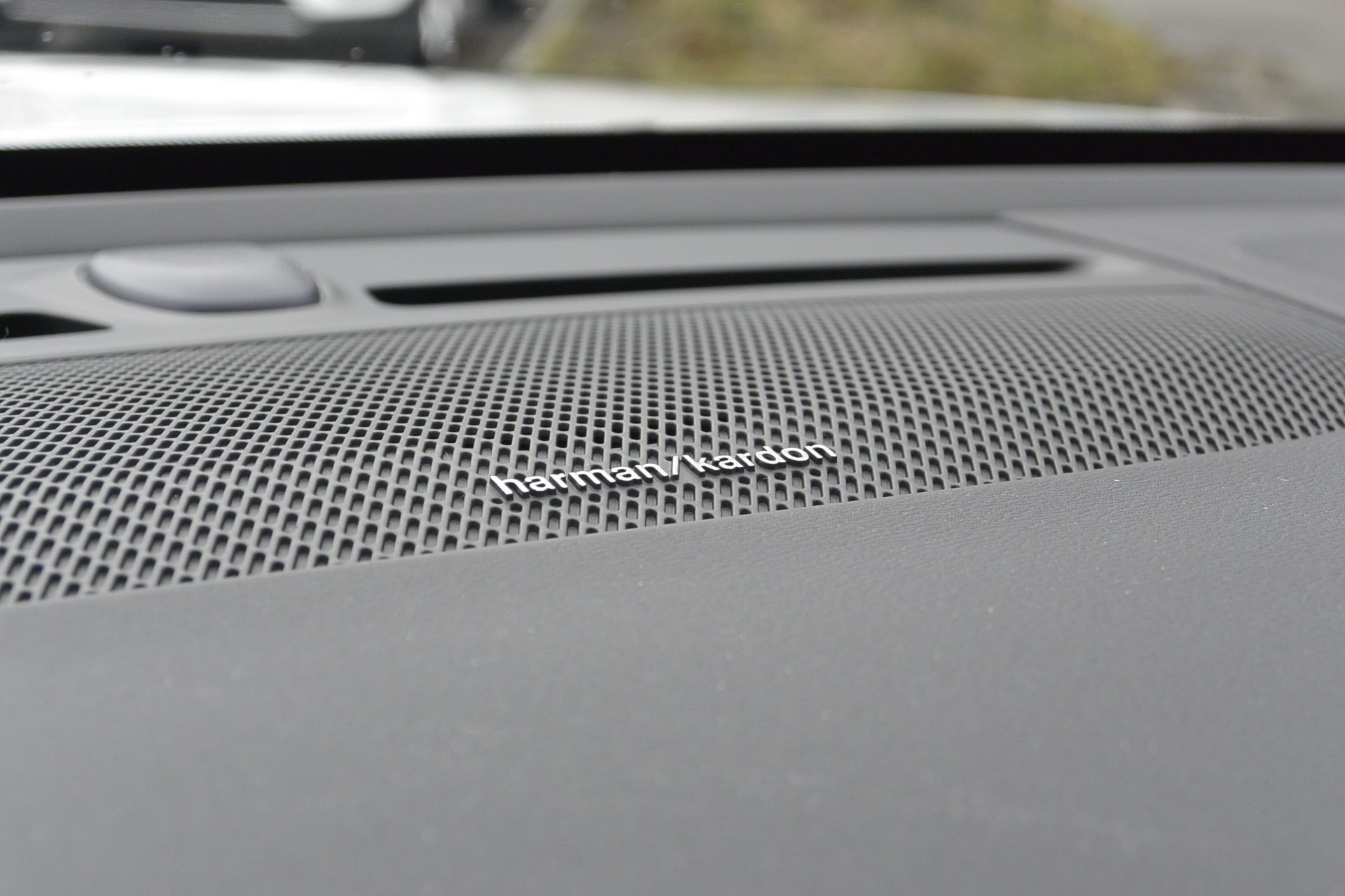 VOLVO C40 P8 Twin Recharge Ultimate AWD-image-10