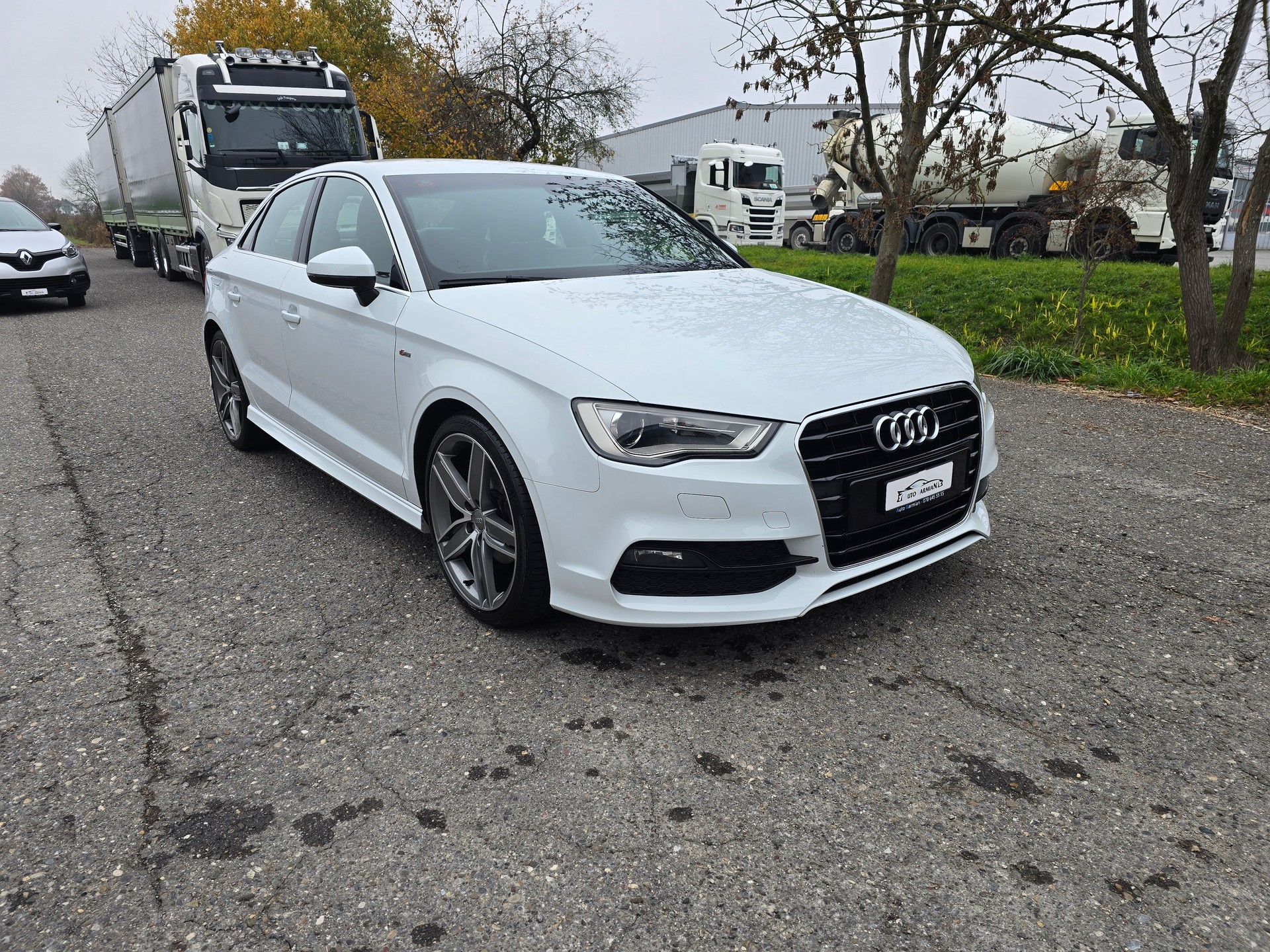 AUDI A3 Sedan 1.4 TFSI Ambiente S-tronic S-Line-image-2