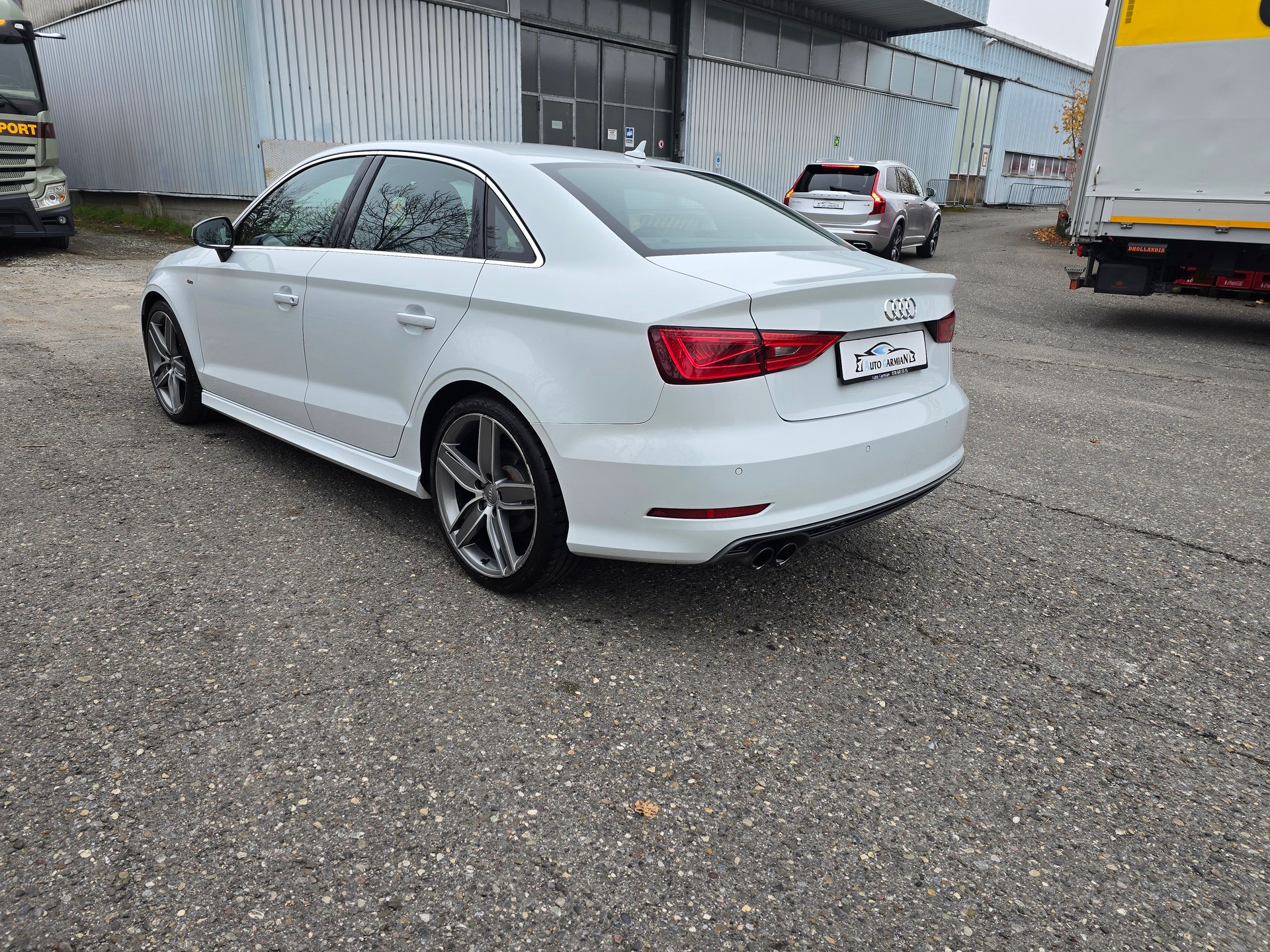 AUDI A3 Sedan 1.4 TFSI Ambiente S-tronic S-Line-image-5