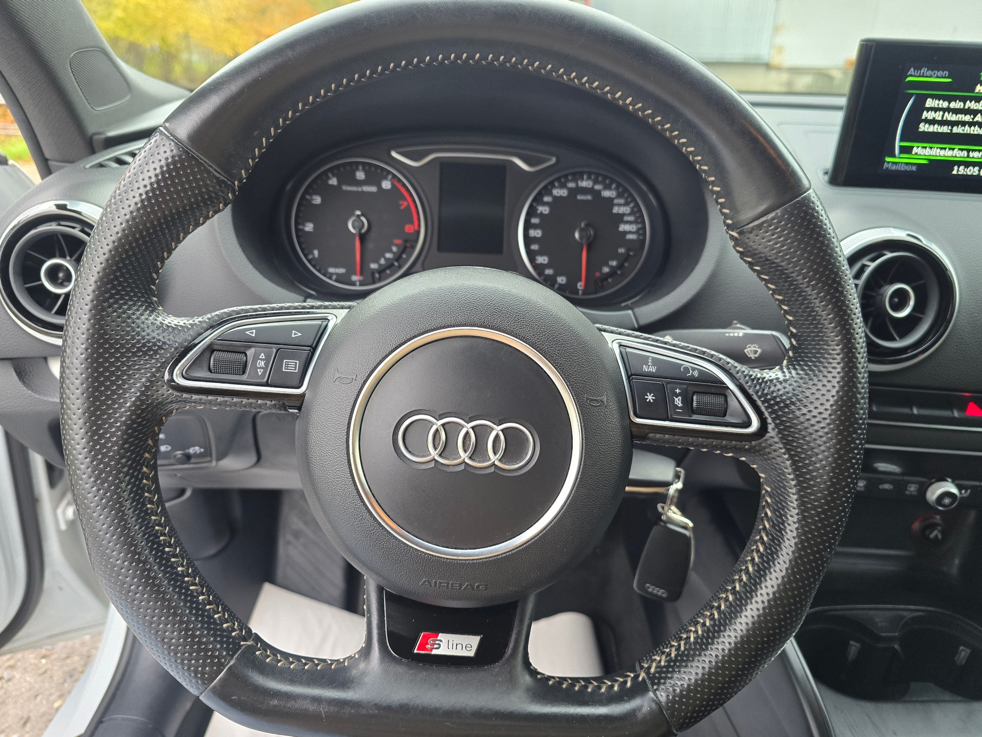 AUDI A3 Sedan 1.4 TFSI Ambiente S-tronic S-Line-image-15