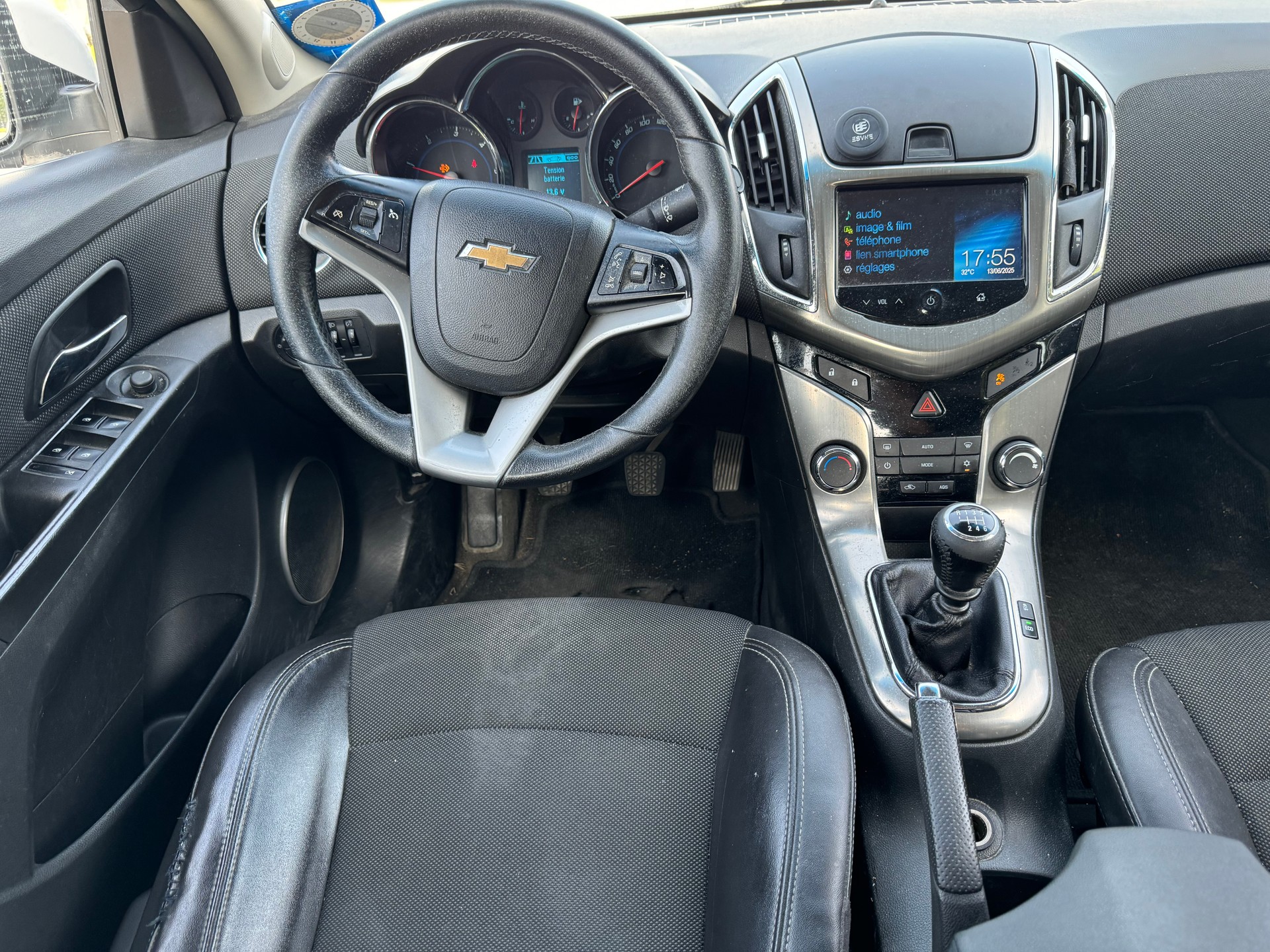 CHEVROLET Cruze 1.7 VCDi LTZ-image-4