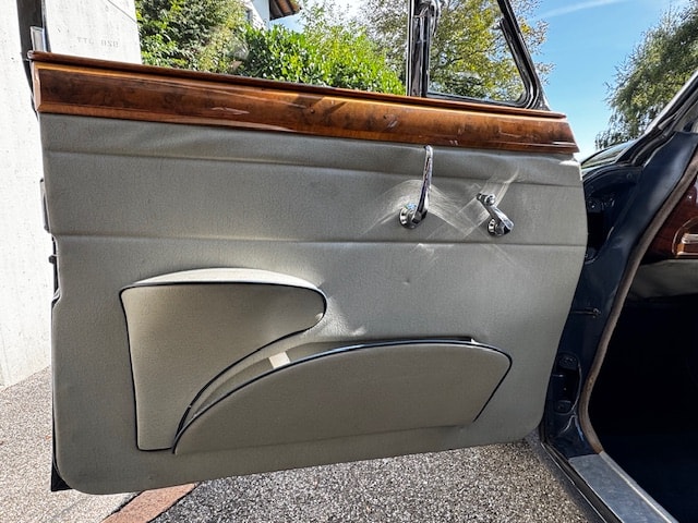JAGUAR MK 2 3.4 Litre | O-iO Update | EZ Servolenkung | verstellbares Lenkrad | elektr. Choke-image-6