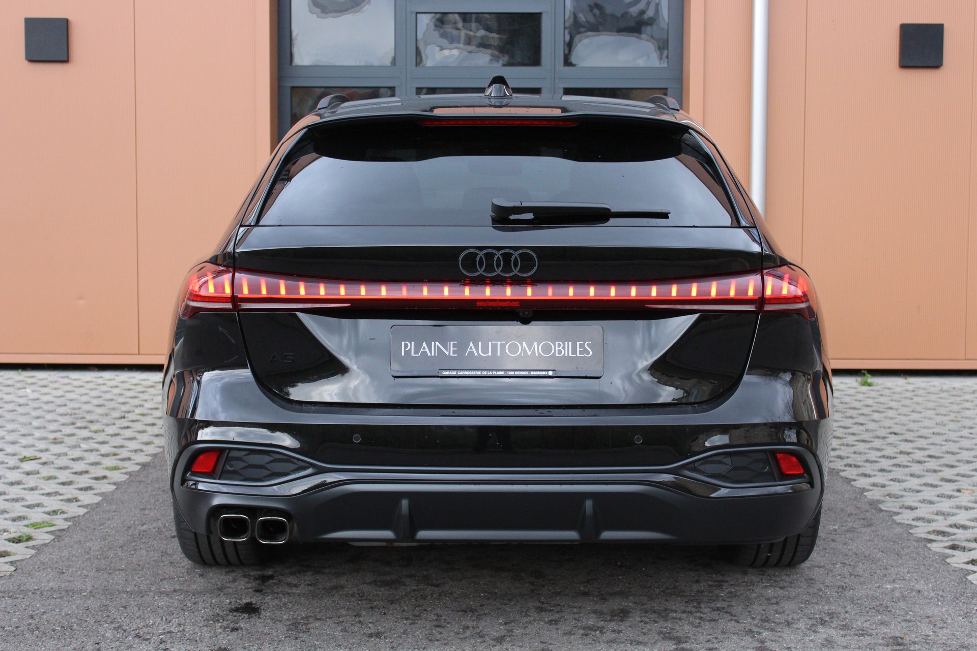 AUDI A5 Sportback 40 TDI S-Line S-tronic - "Display Passager * Pack S-Line Complet * Tempom. Adapt. * Caméra 360' * Lumière Amb"-image-5