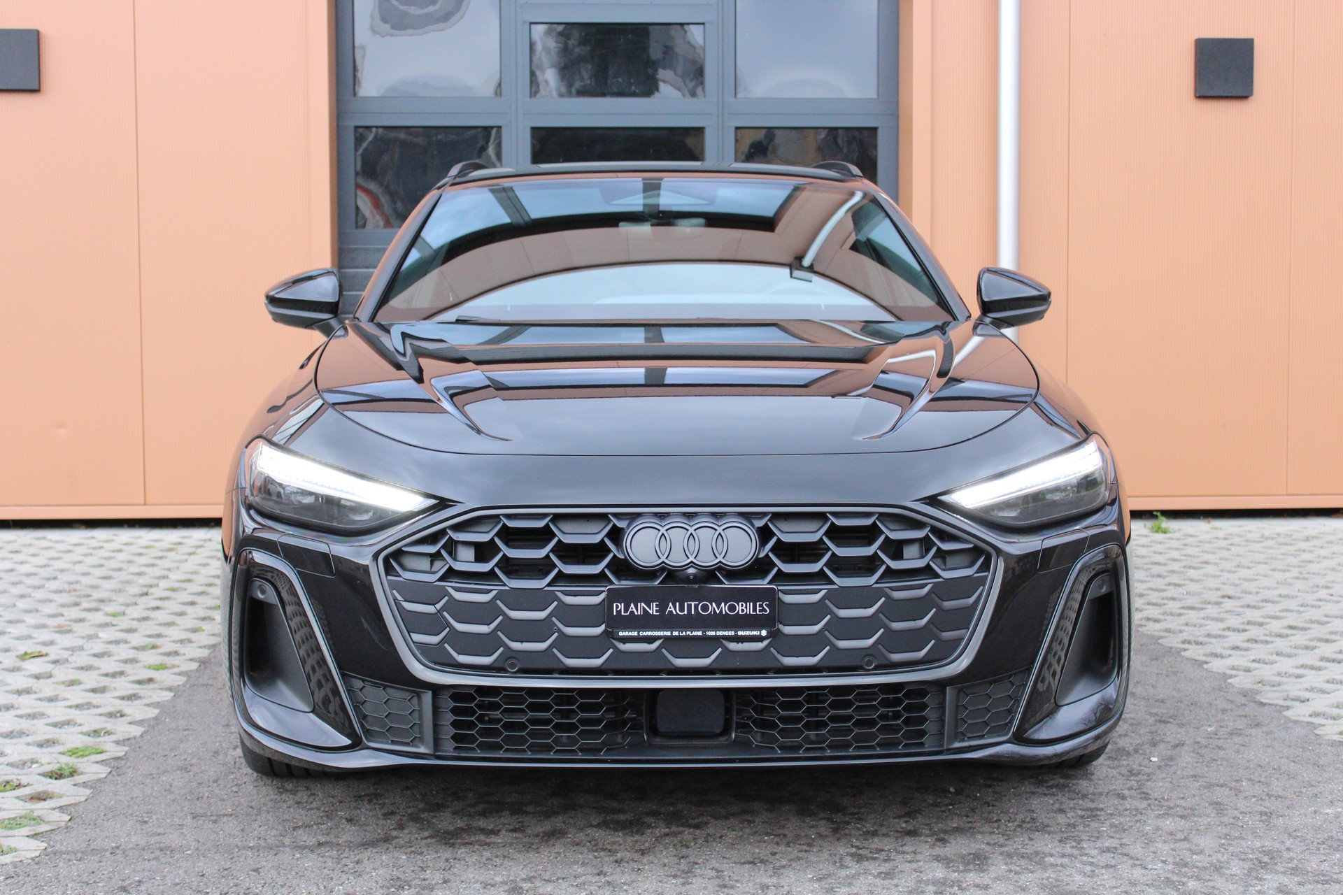 AUDI A5 Sportback 40 TDI S-Line S-tronic - "Display Passager * Pack S-Line Complet * Tempom. Adapt. * Caméra 360' * Lumière Amb"-image-2