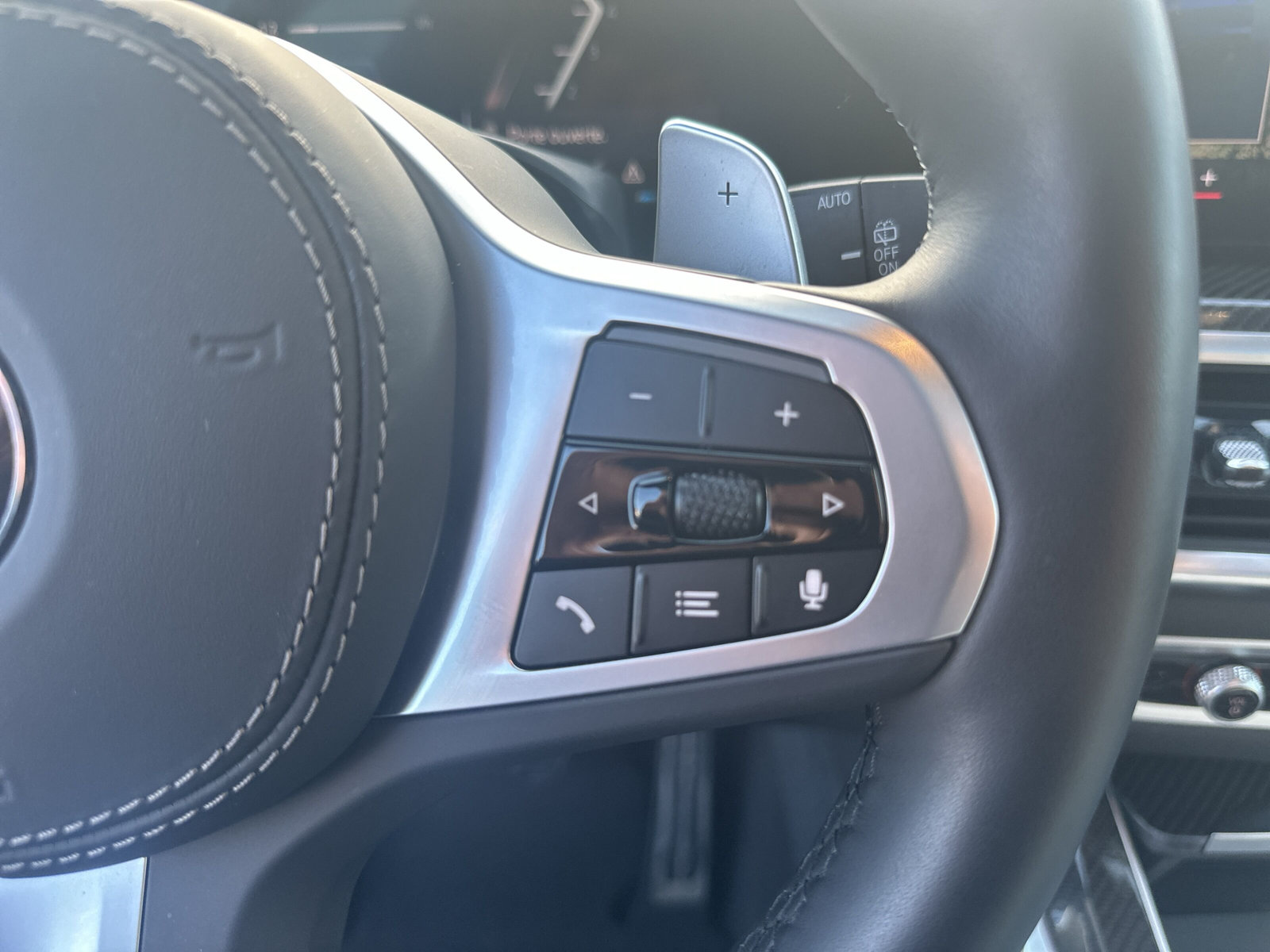 BMW X5 xDrive 48V 40i M Sport Steptronic-image-15