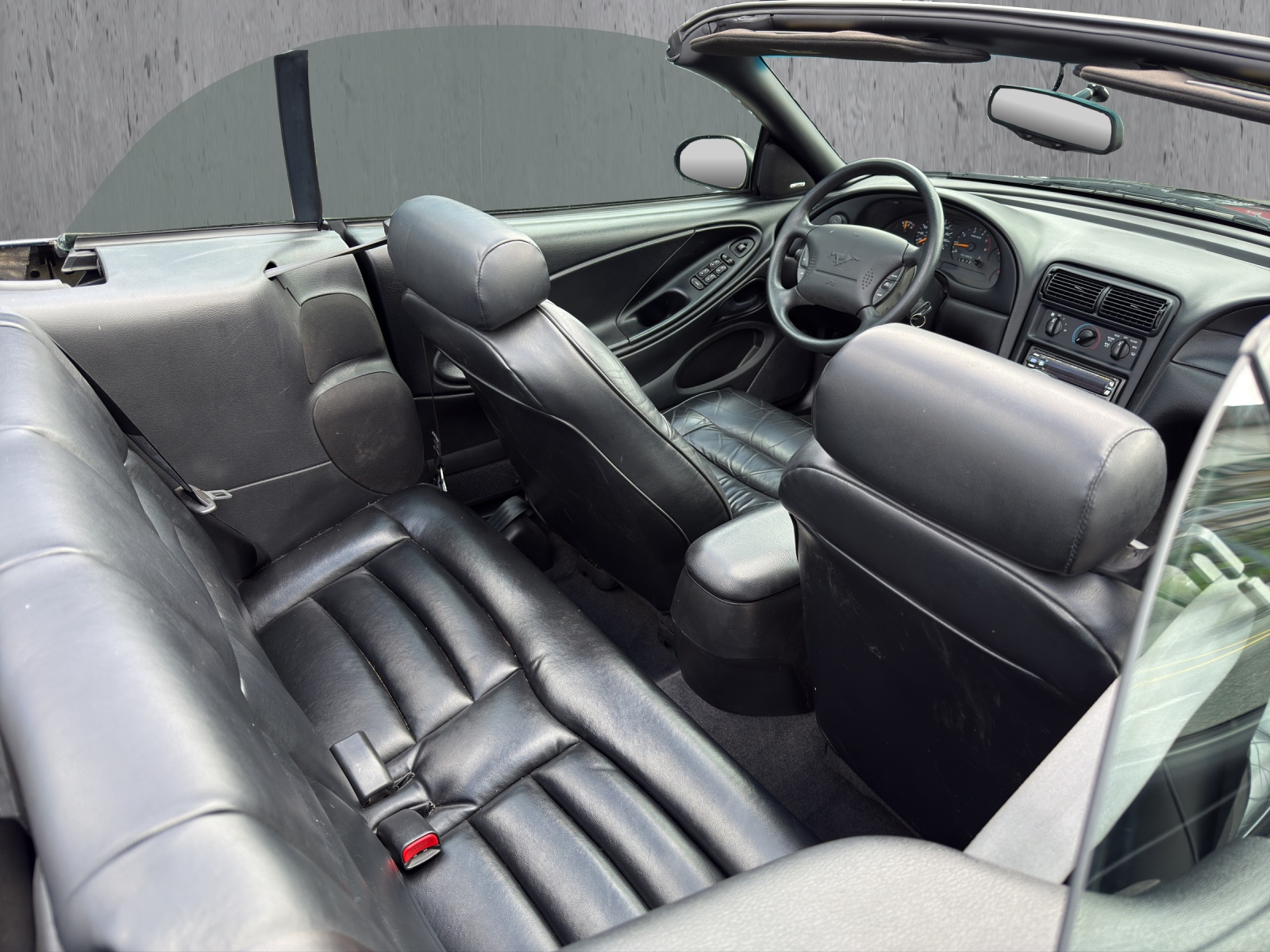 FORD MUSTANG-image-12