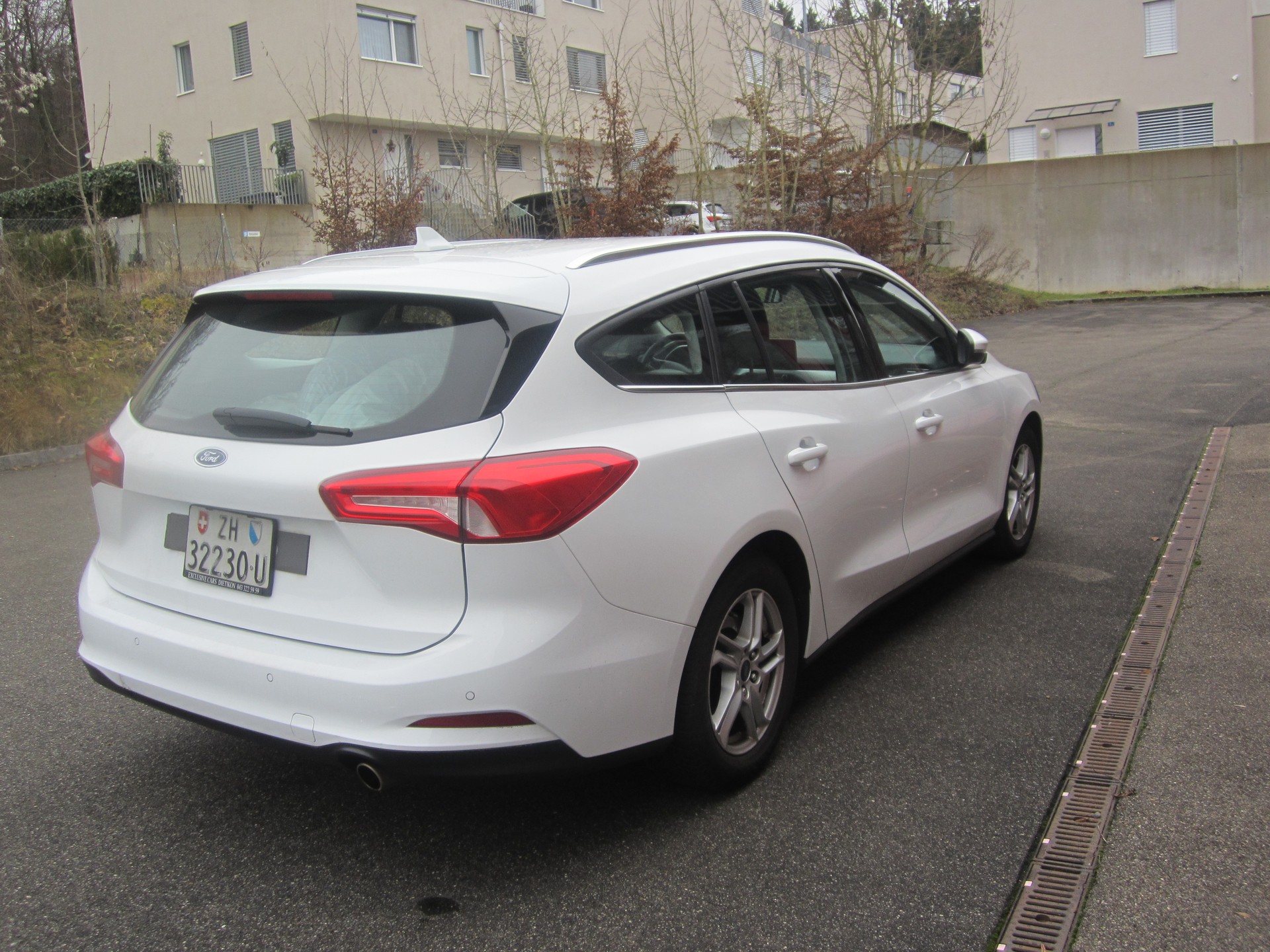 FORD Focus 1.5 TDCi Trend Automatic-image-7