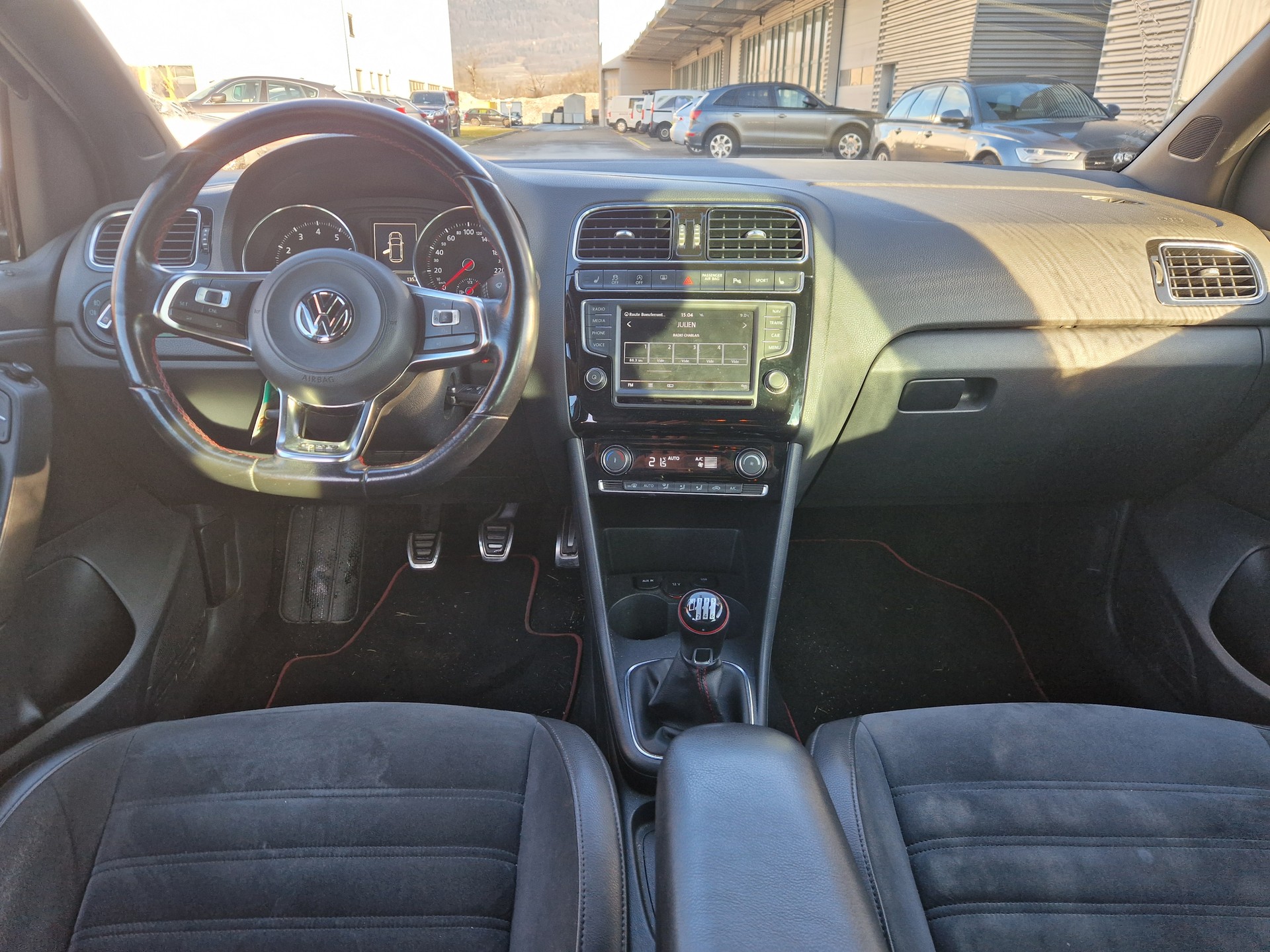 VW Polo 1.8 TSI GTI-image-7