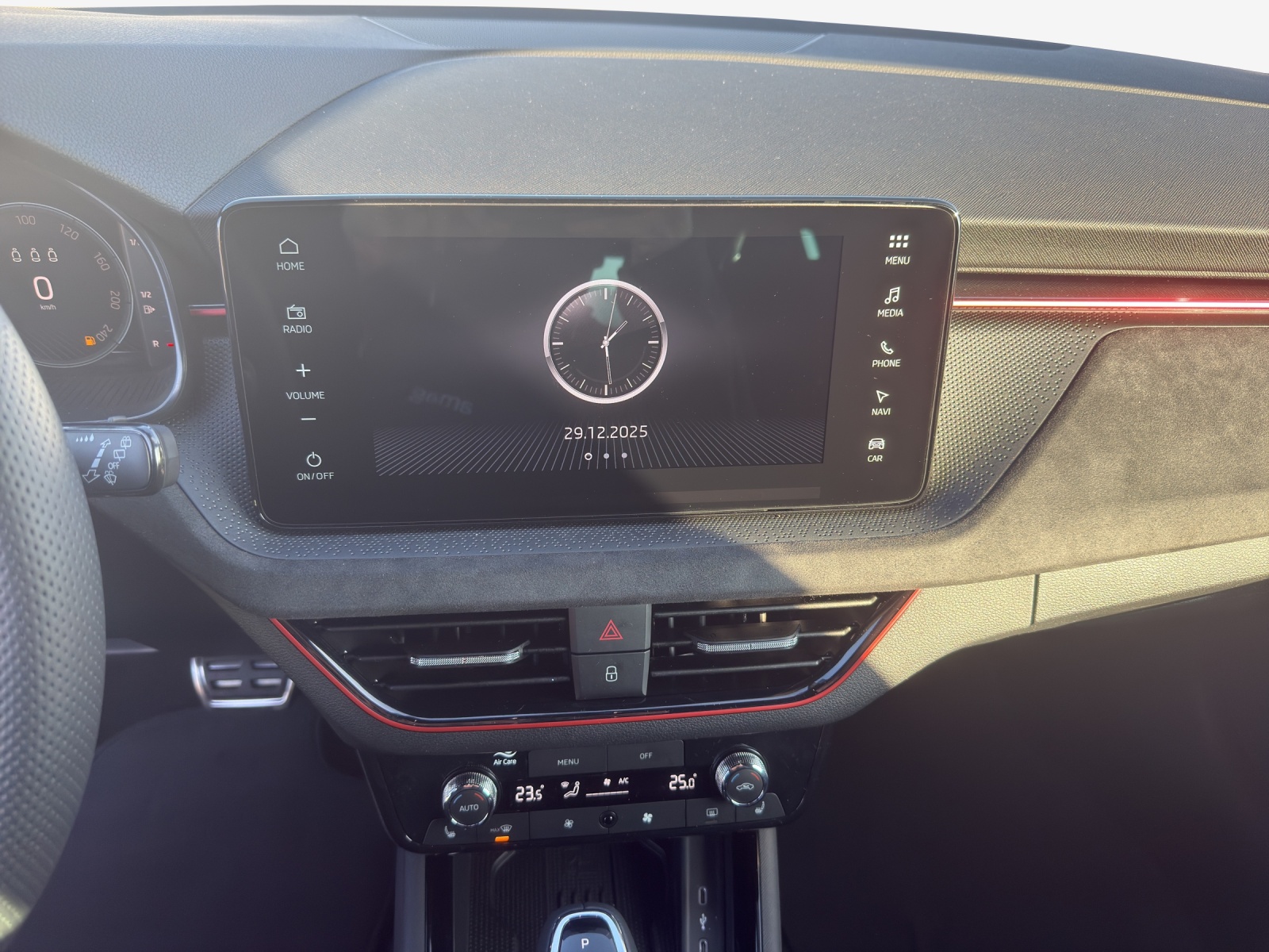 SKODA Scala 1.5 TSI Dynamic DSG-image-10