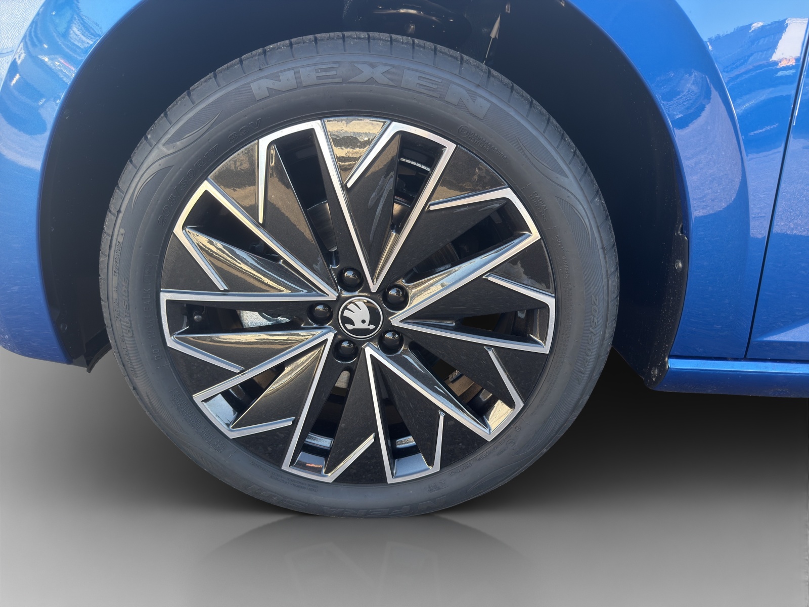 SKODA Scala 1.5 TSI Dynamic DSG-image-14
