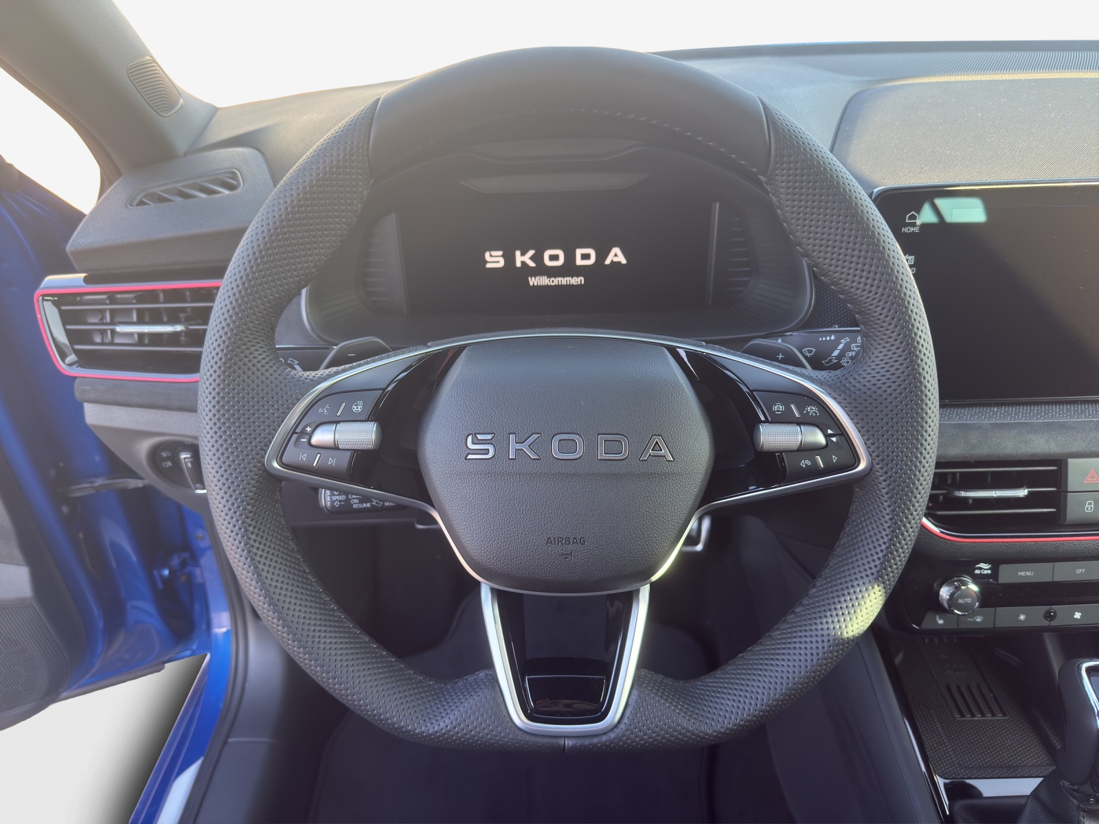 SKODA Scala 1.5 TSI Dynamic DSG-image-9