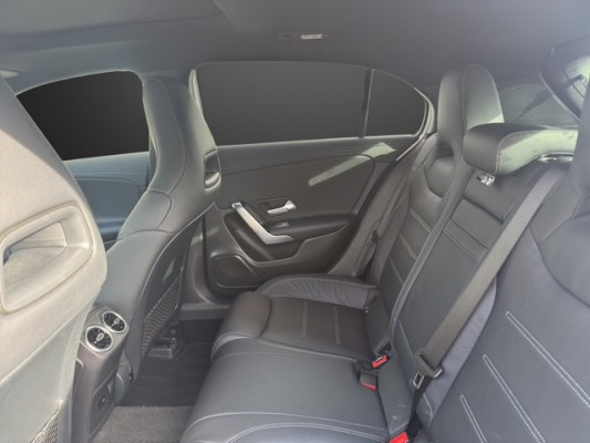 MERCEDES-BENZ A 250 4Matic 8G-DCT-image-7
