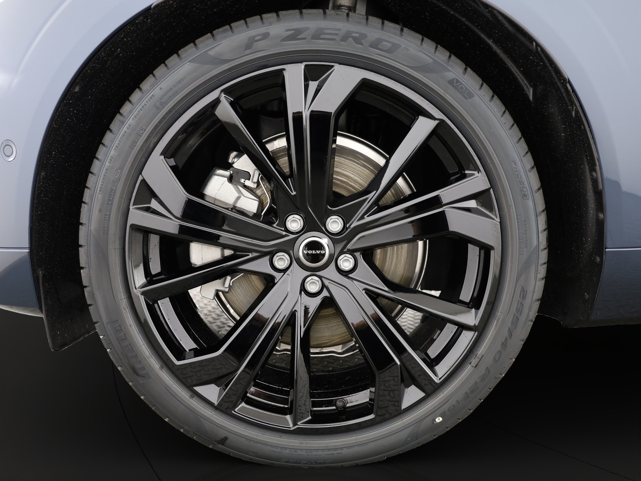 VOLVO XC60 2.0 T6 TE Black Edition eAWD-image-4