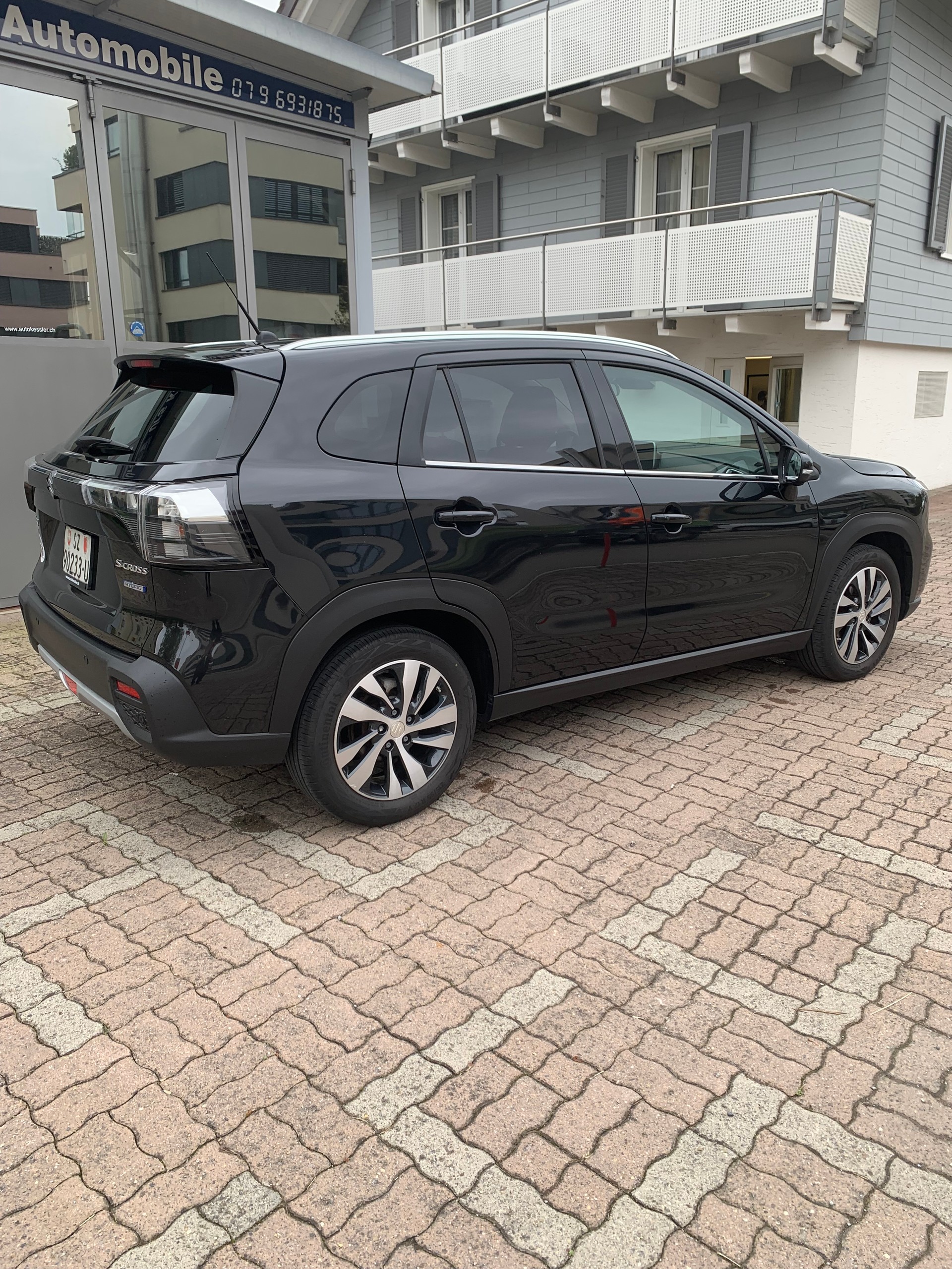 SUZUKI SX4 S-Cross 1.4 16V Piz Sulai Top Hybrid 4WD-image-2
