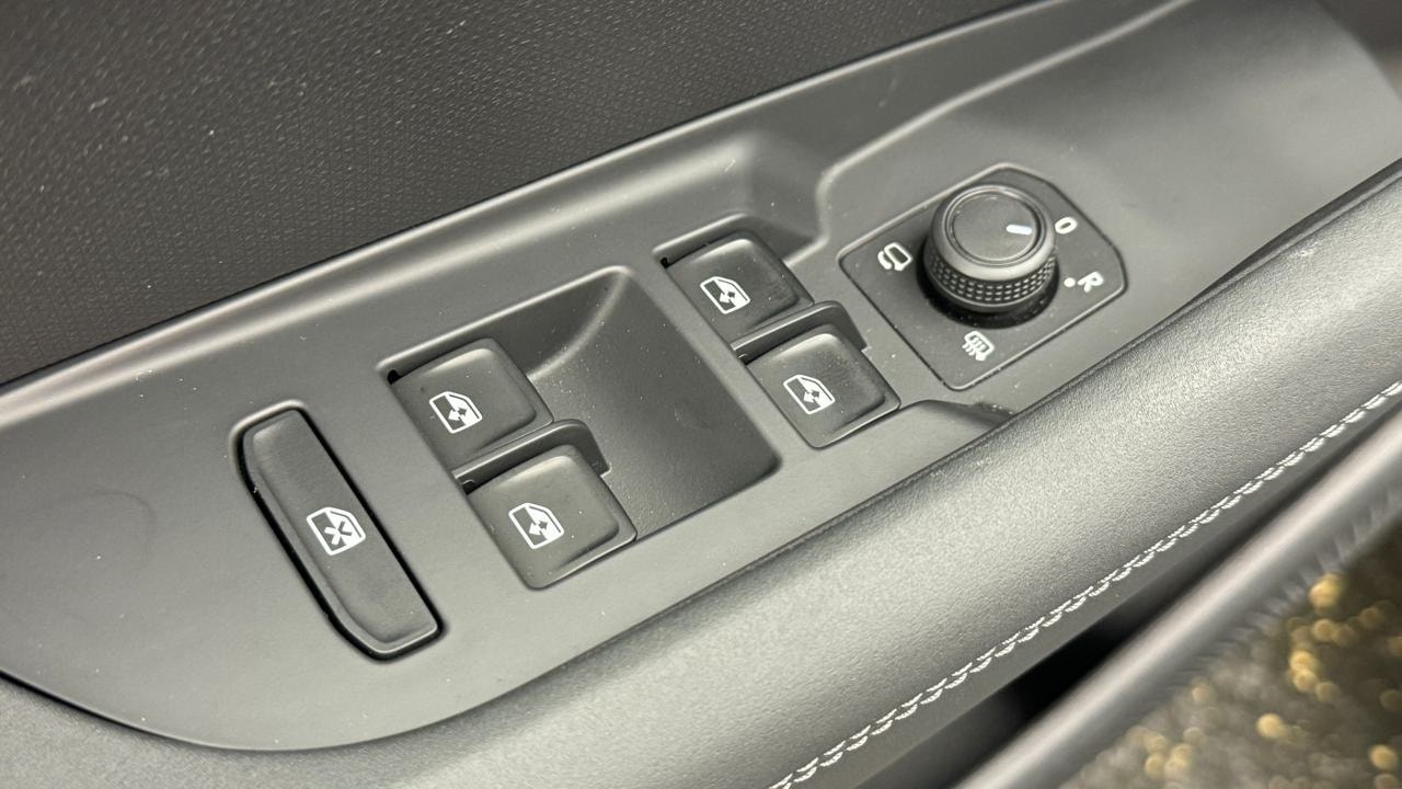 CUPRA Terramar 1.5 eHybrid DSG VZ-image-8