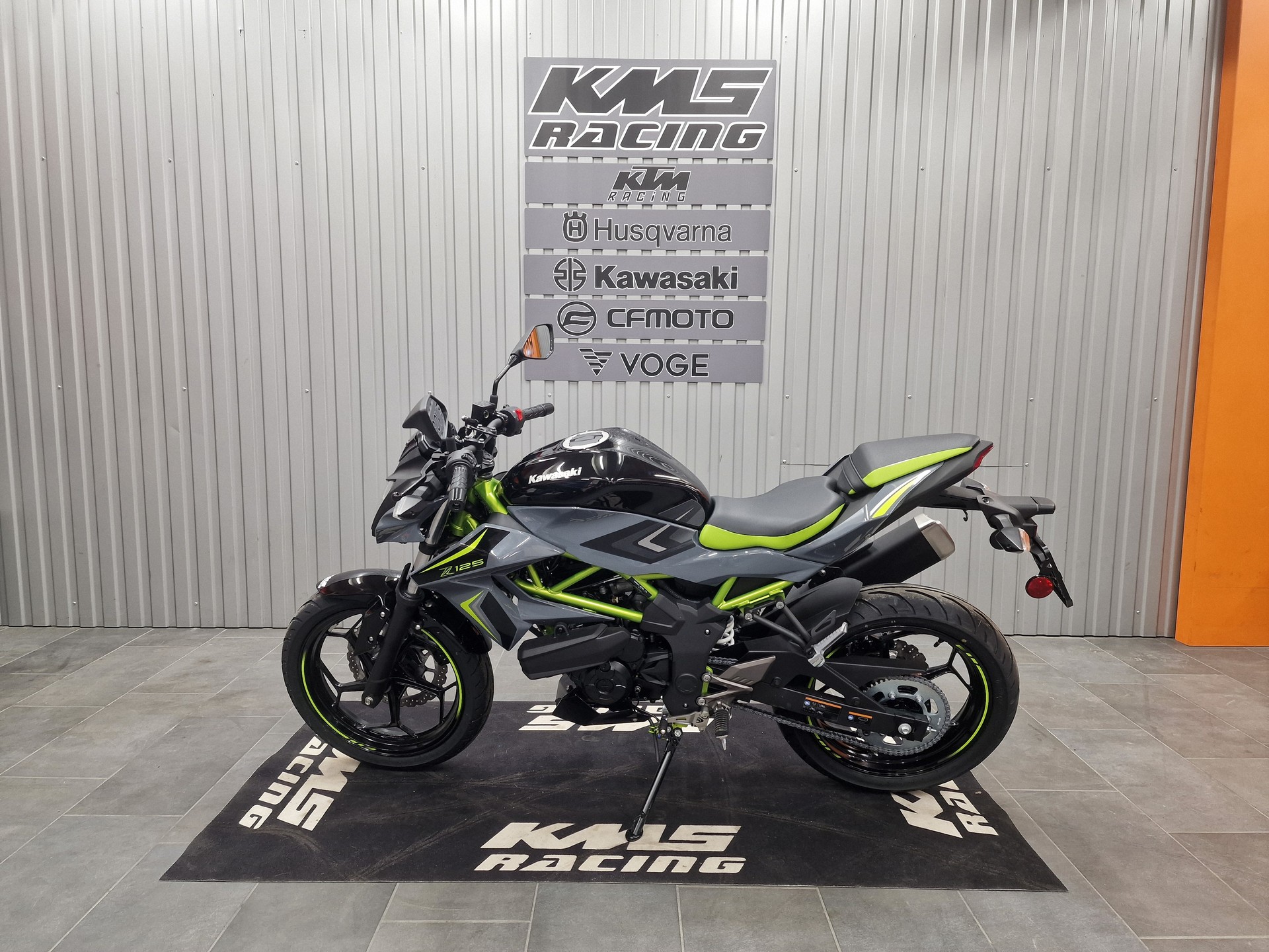 KAWASAKI Z 125-showroom-element-1