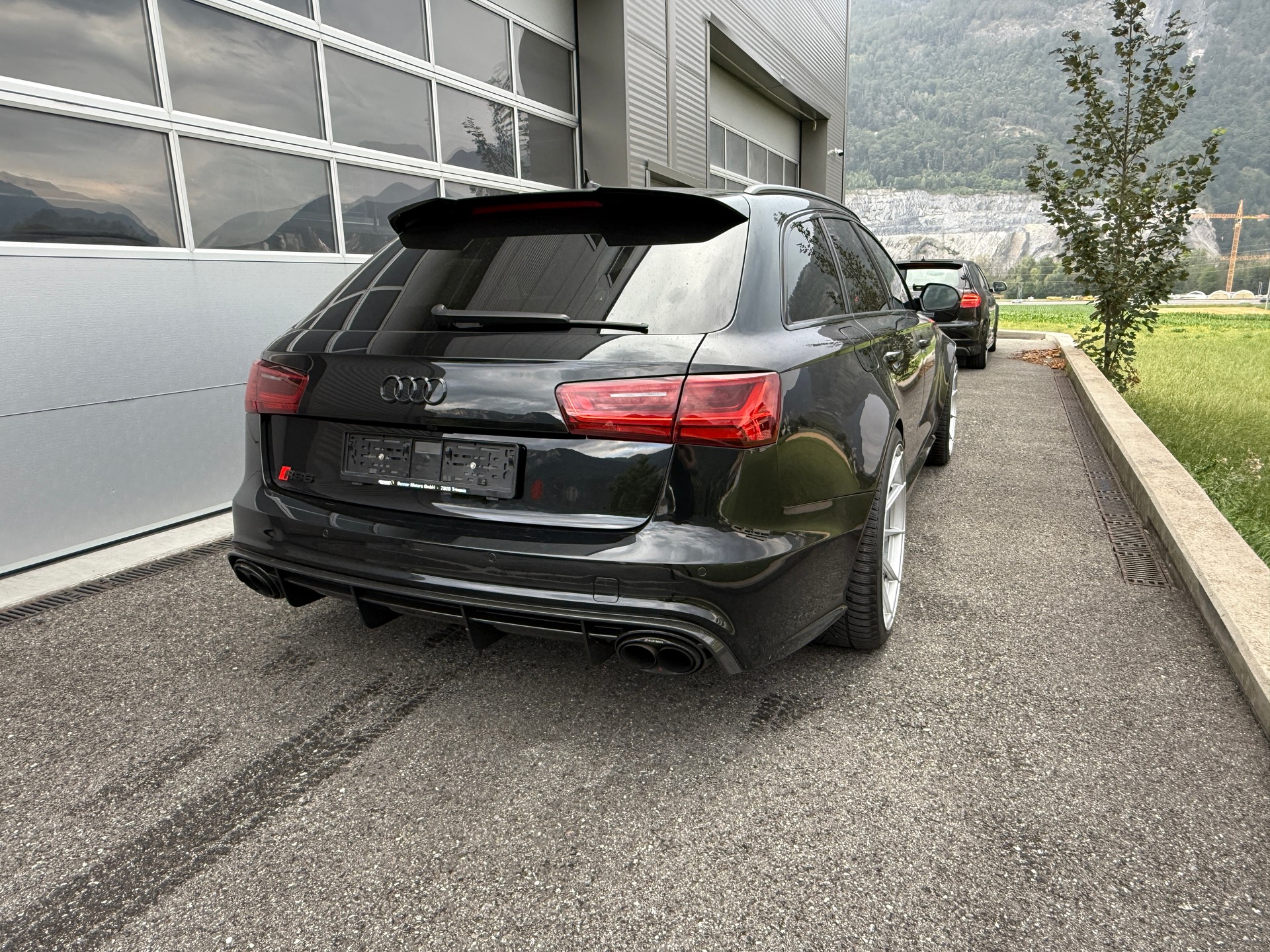 AUDI RS6 Avant 4.0 TFSI V8 performance quattro - !! AKRAPOVIC + KW V4 !!-image-2