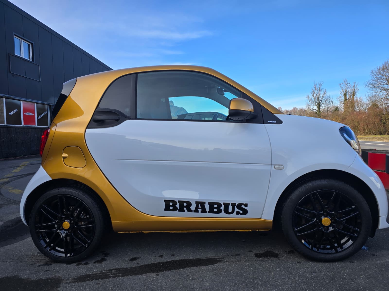 SMART fortwo Brabus twinmatic-image-3