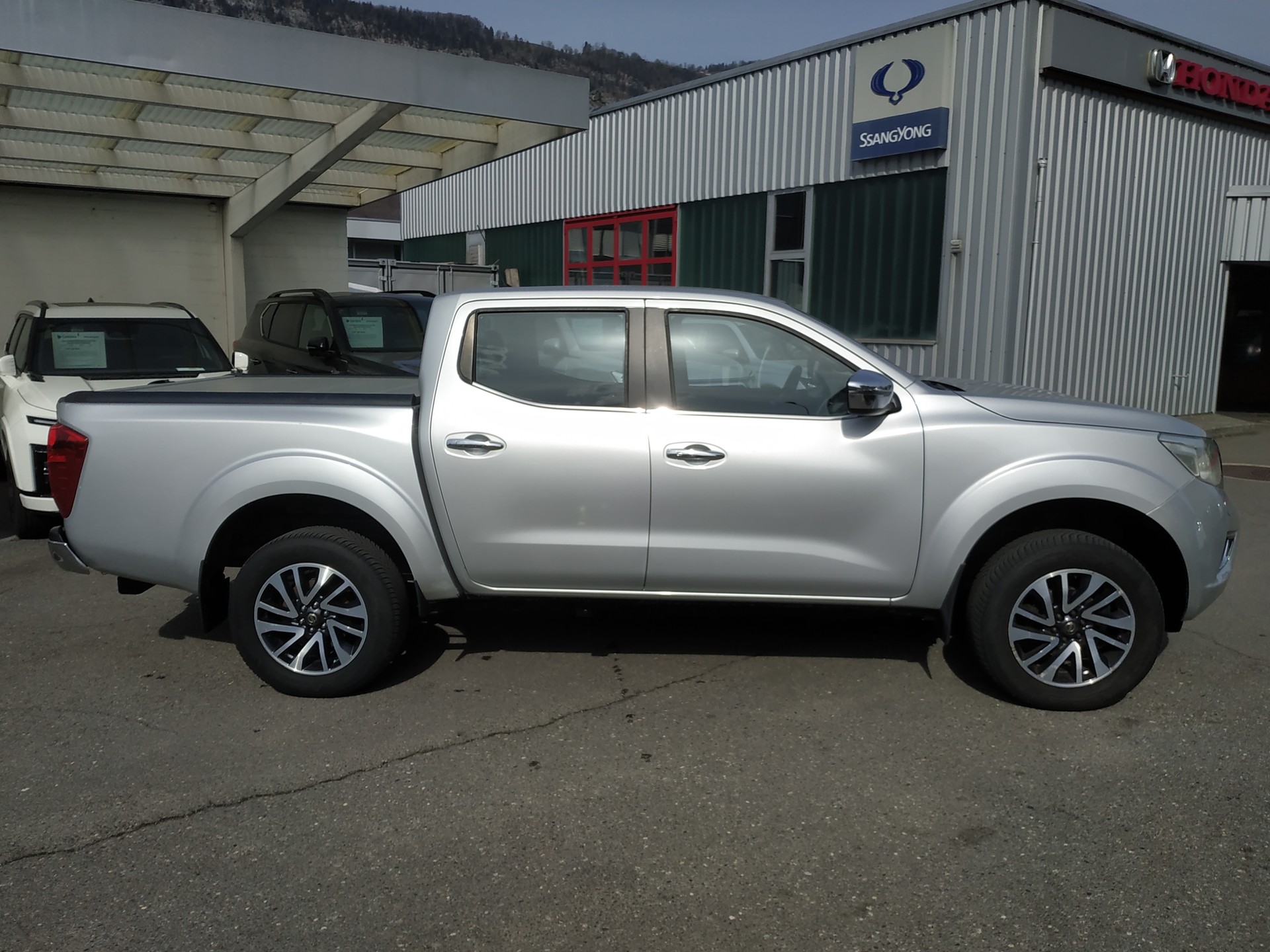 NISSAN Navara Double Cab Acenta 2.3 dCi 4WD-image-5