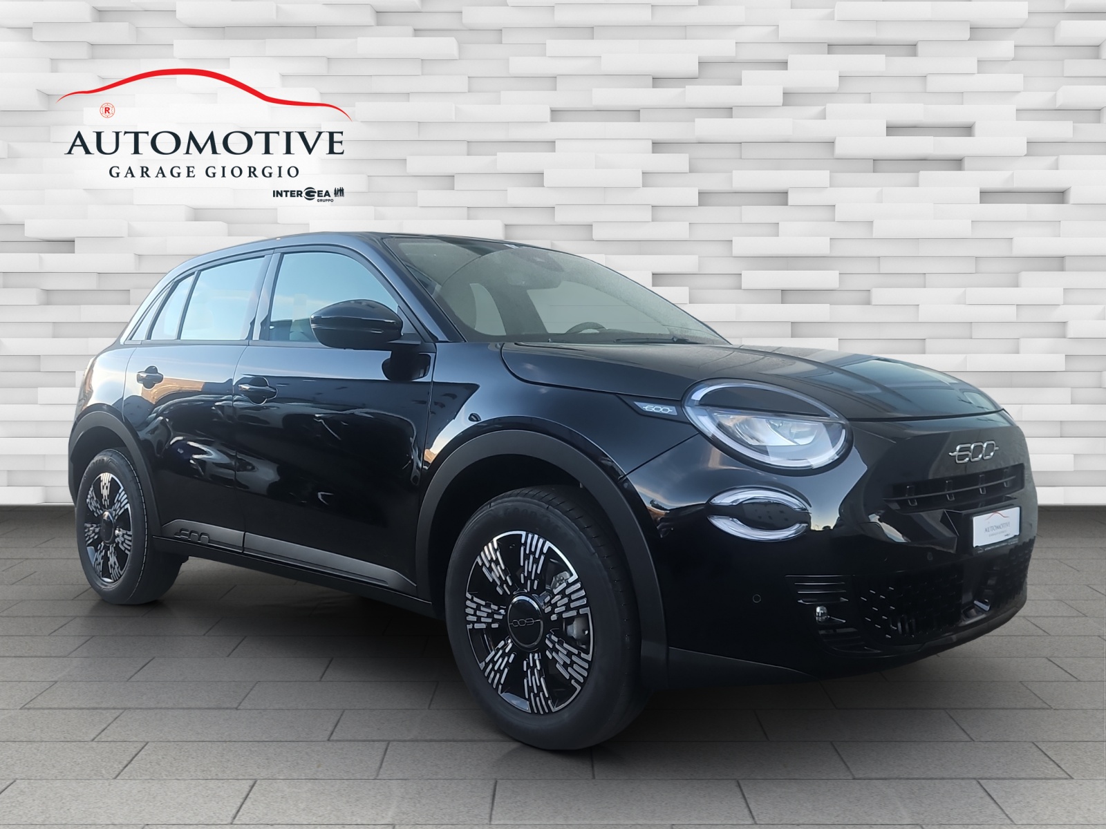 FIAT 600 1.2 110 cv MHEV Swiss Edition-image-0