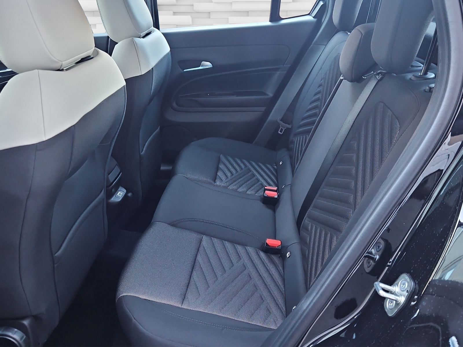 FIAT 600 1.2 110 cv MHEV Swiss Edition-image-14