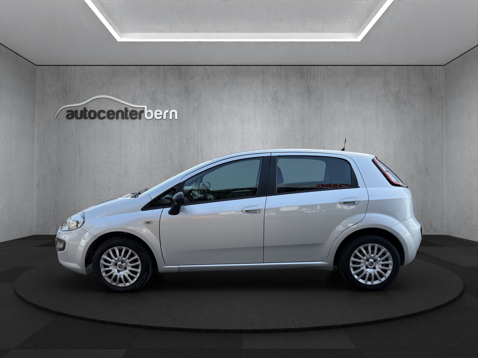FIAT Punto Evo 1.4 Sporting Dualogic-image-3