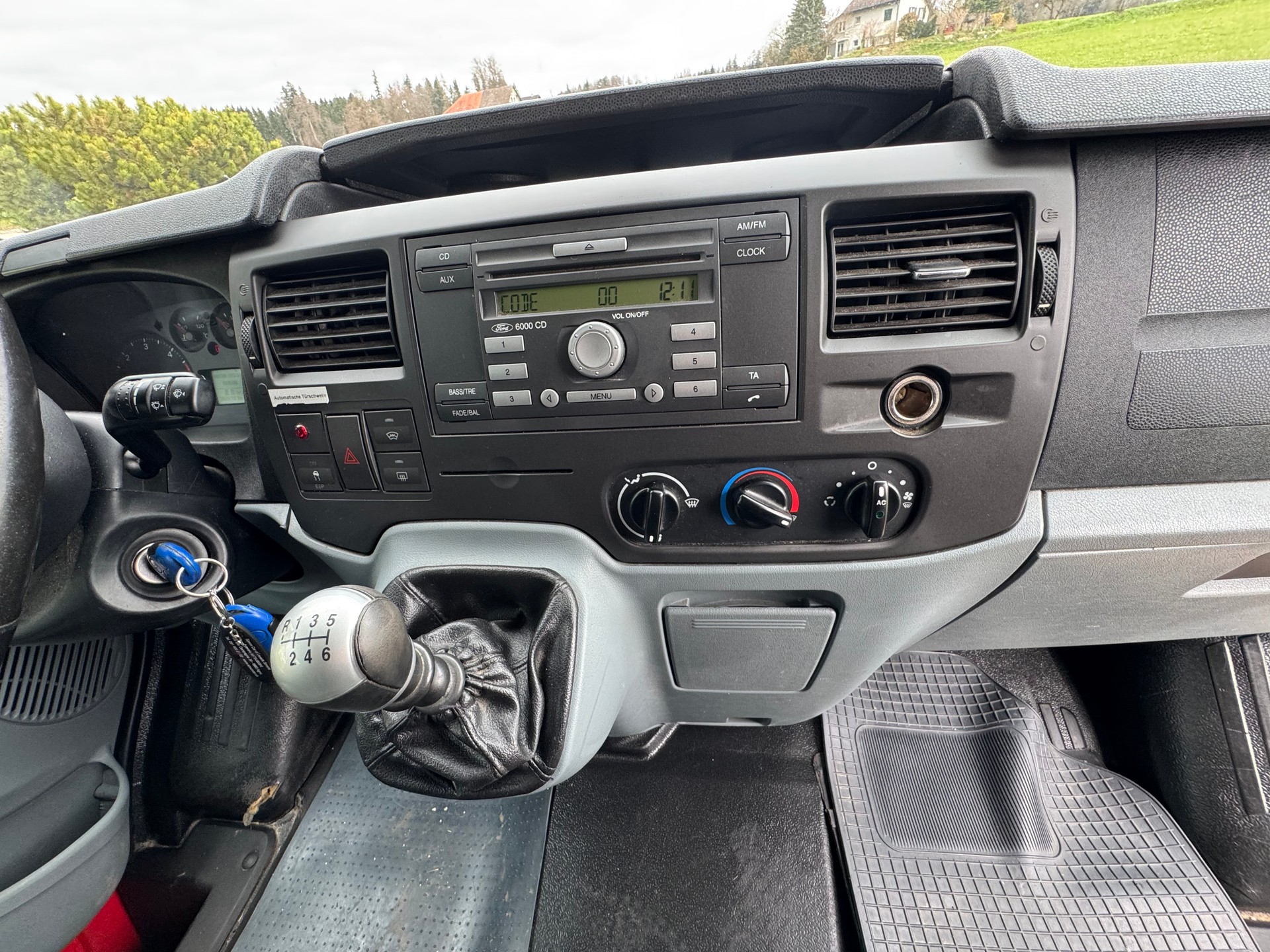 FORD Transit 2.2 TDCi 300 M-image-12